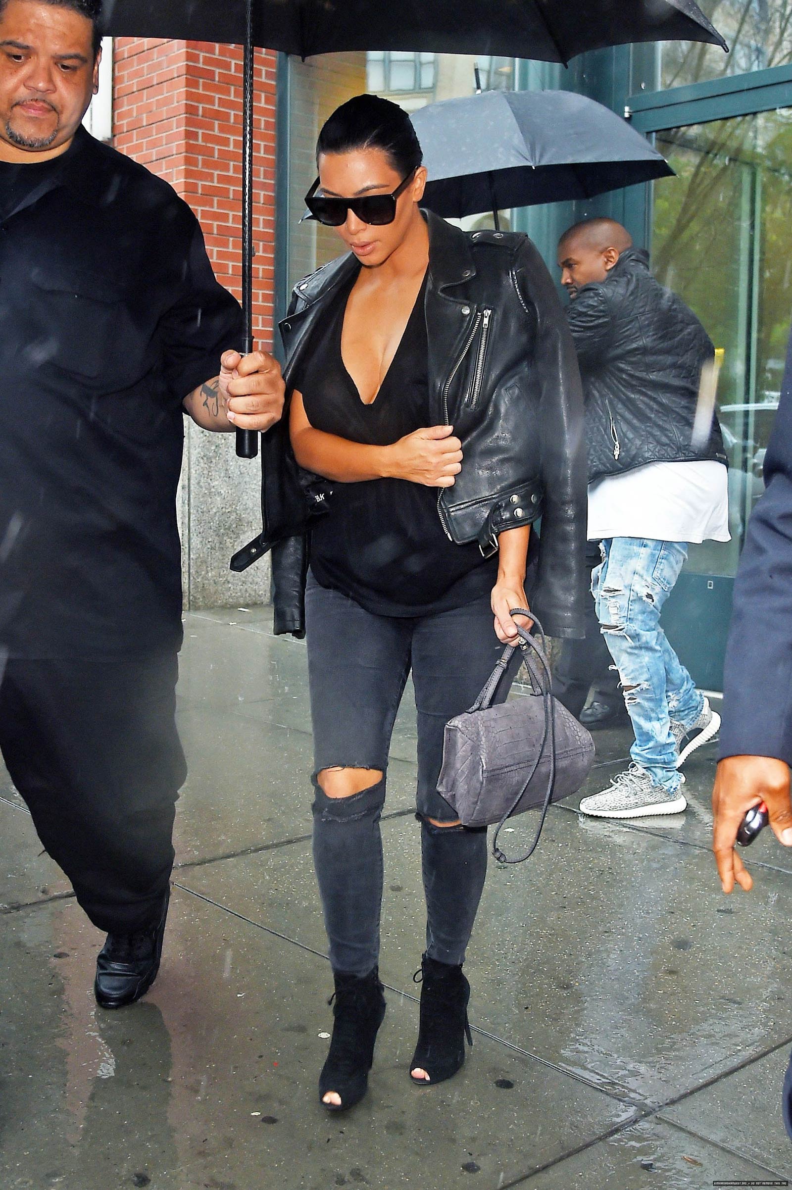 Kim Kardashian leaving her home in New York City