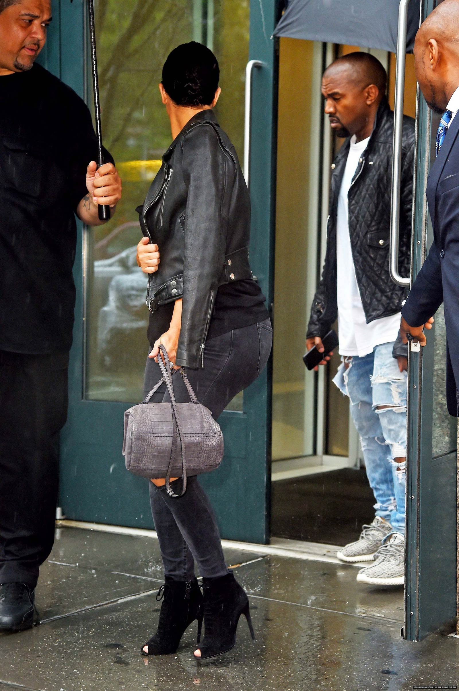 Kim Kardashian leaving her home in New York City