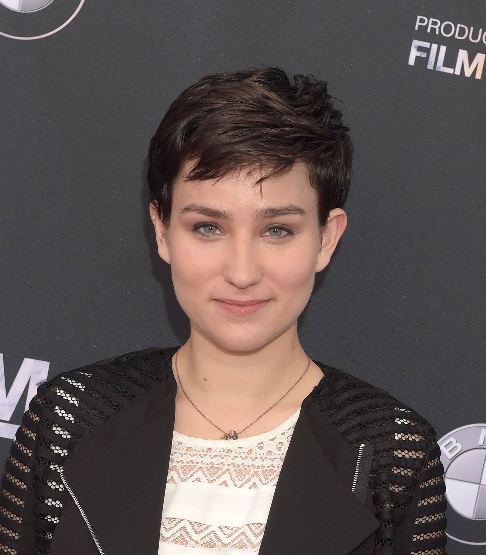 Bex Taylor-Klaus attends Scream premiere