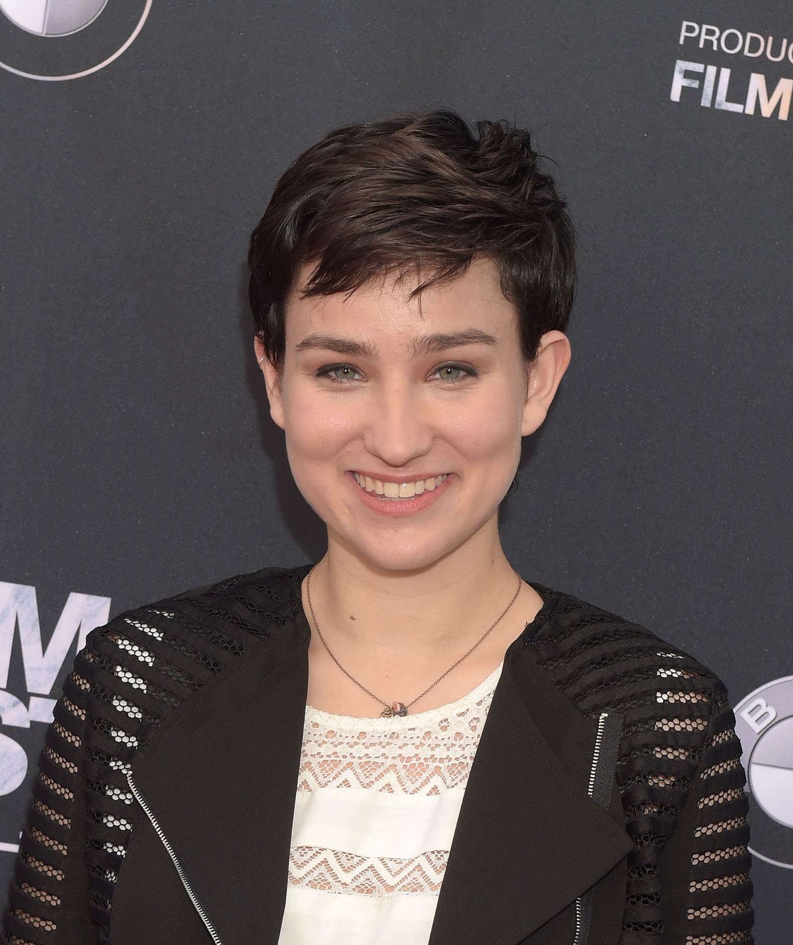 Bex Taylor-Klaus attends Scream premiere