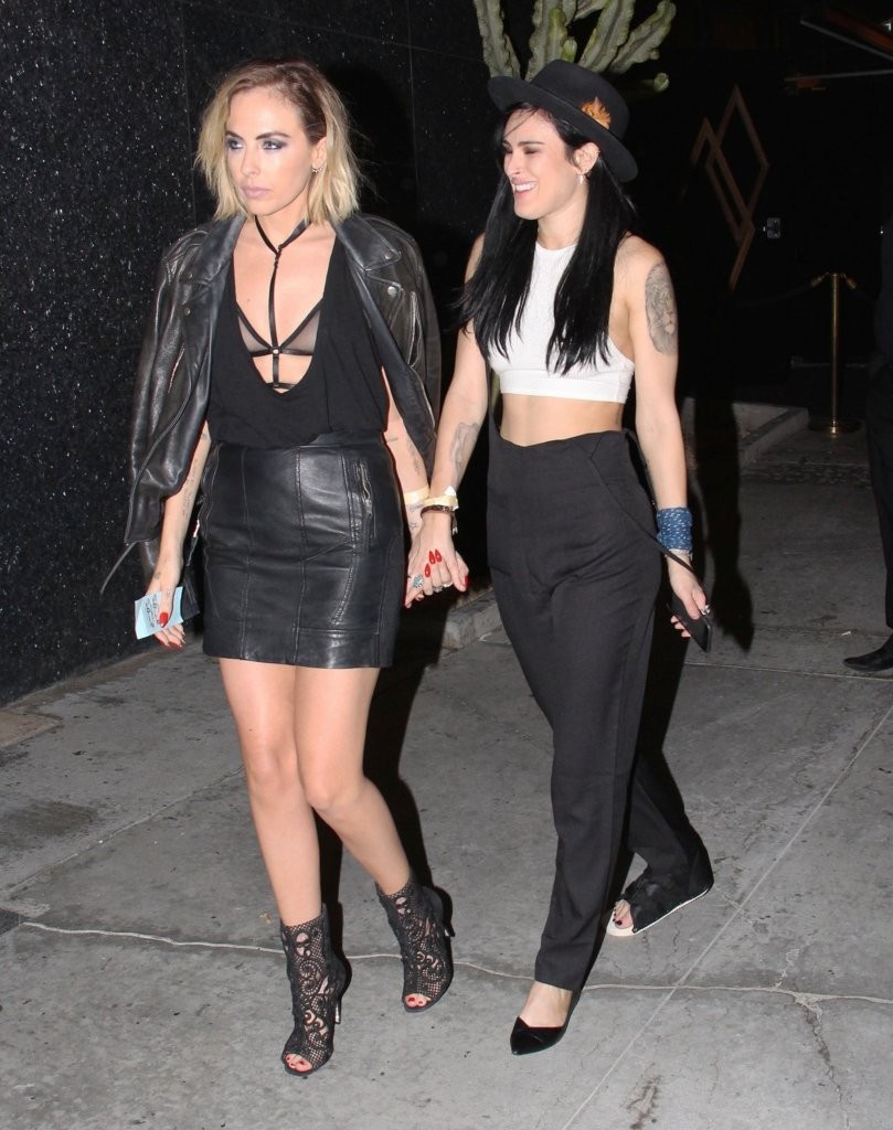 Rumer Willis enjoys a night out with a friend