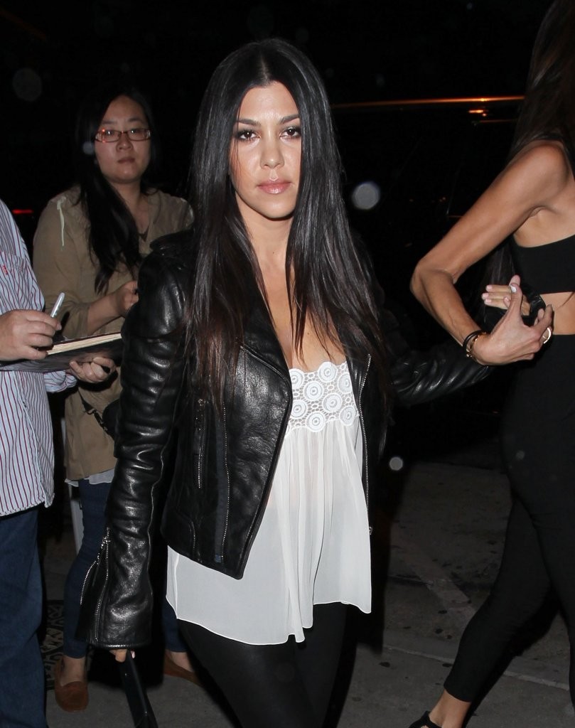 Kourtney Kardashian dine out at Craig’s Restaurant