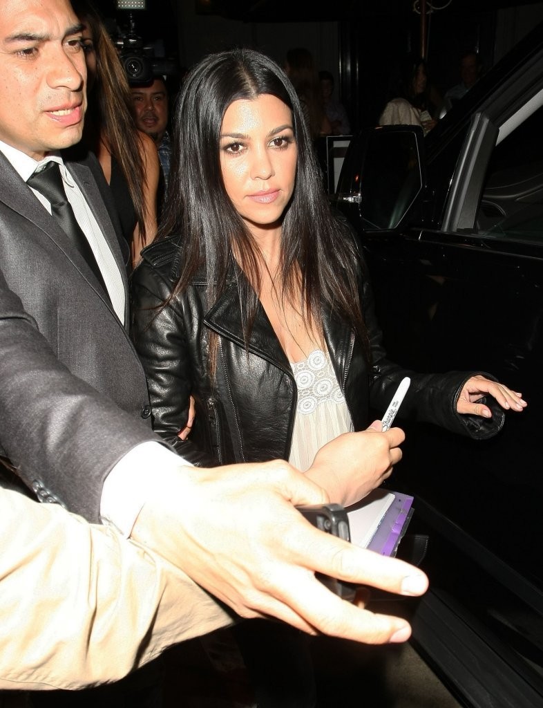 Kourtney Kardashian dine out at Craig’s Restaurant