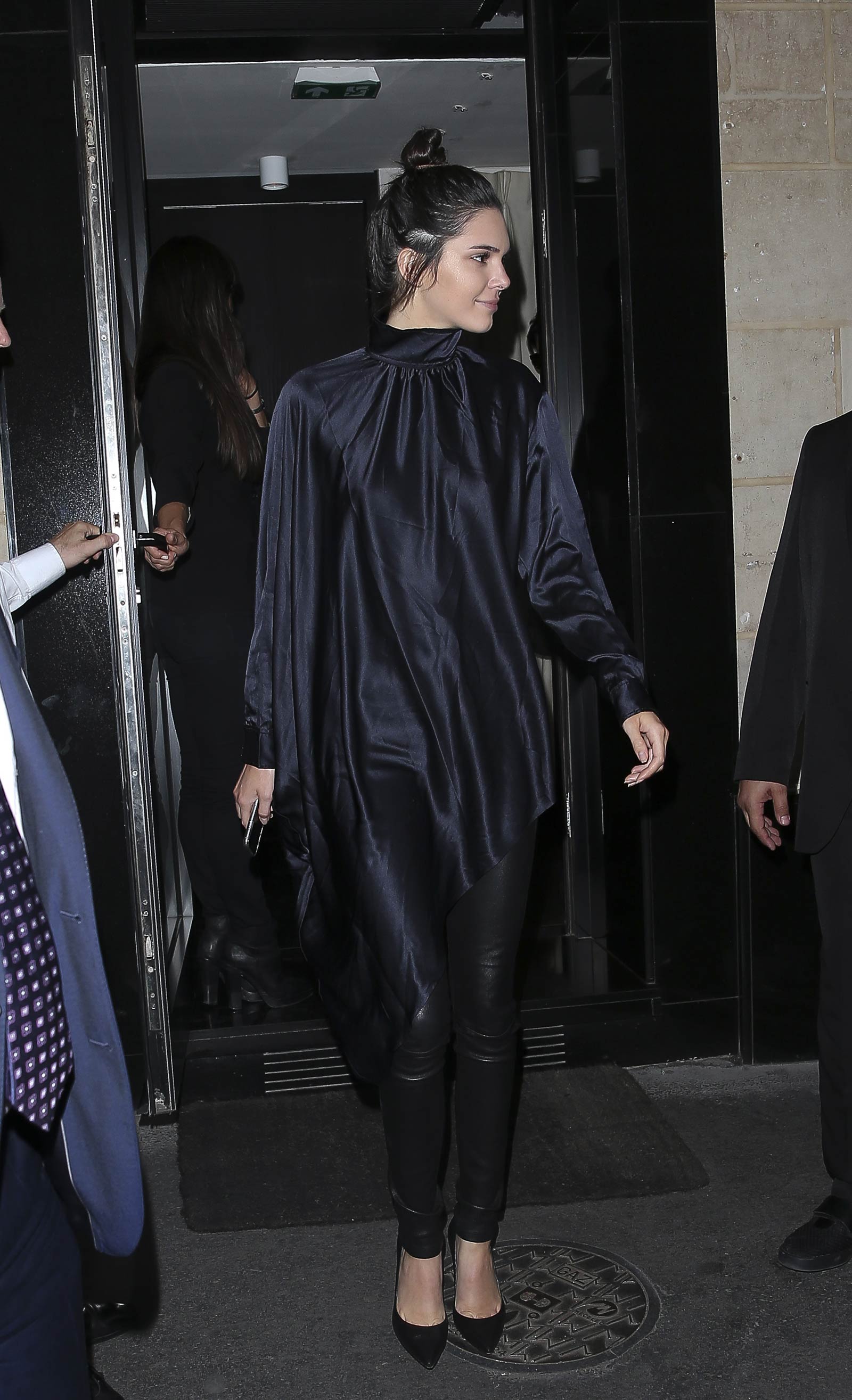 Kendall Jenner leaving Kinu Japanese Restaurant