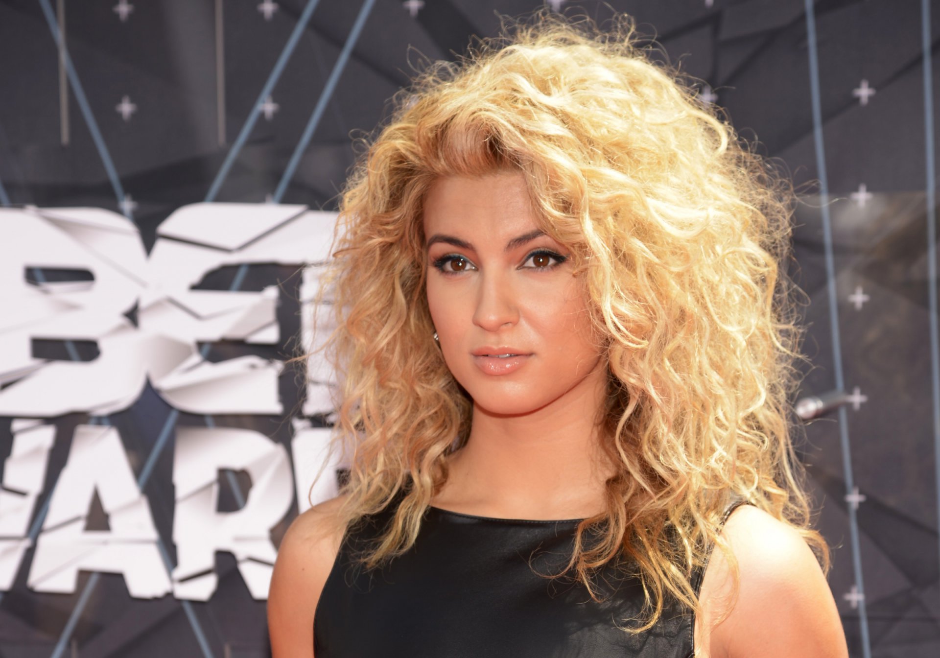 Tori Kelly, Faith Evans and Serayah at the 2015 BET Awards