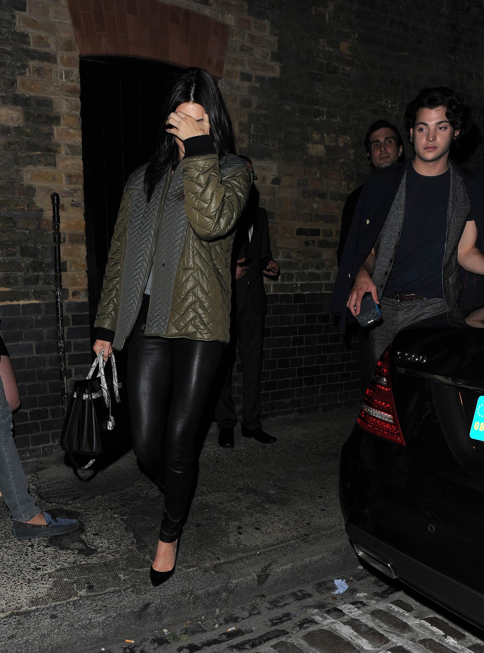 Kendall Jenner arrives back at her hotel
