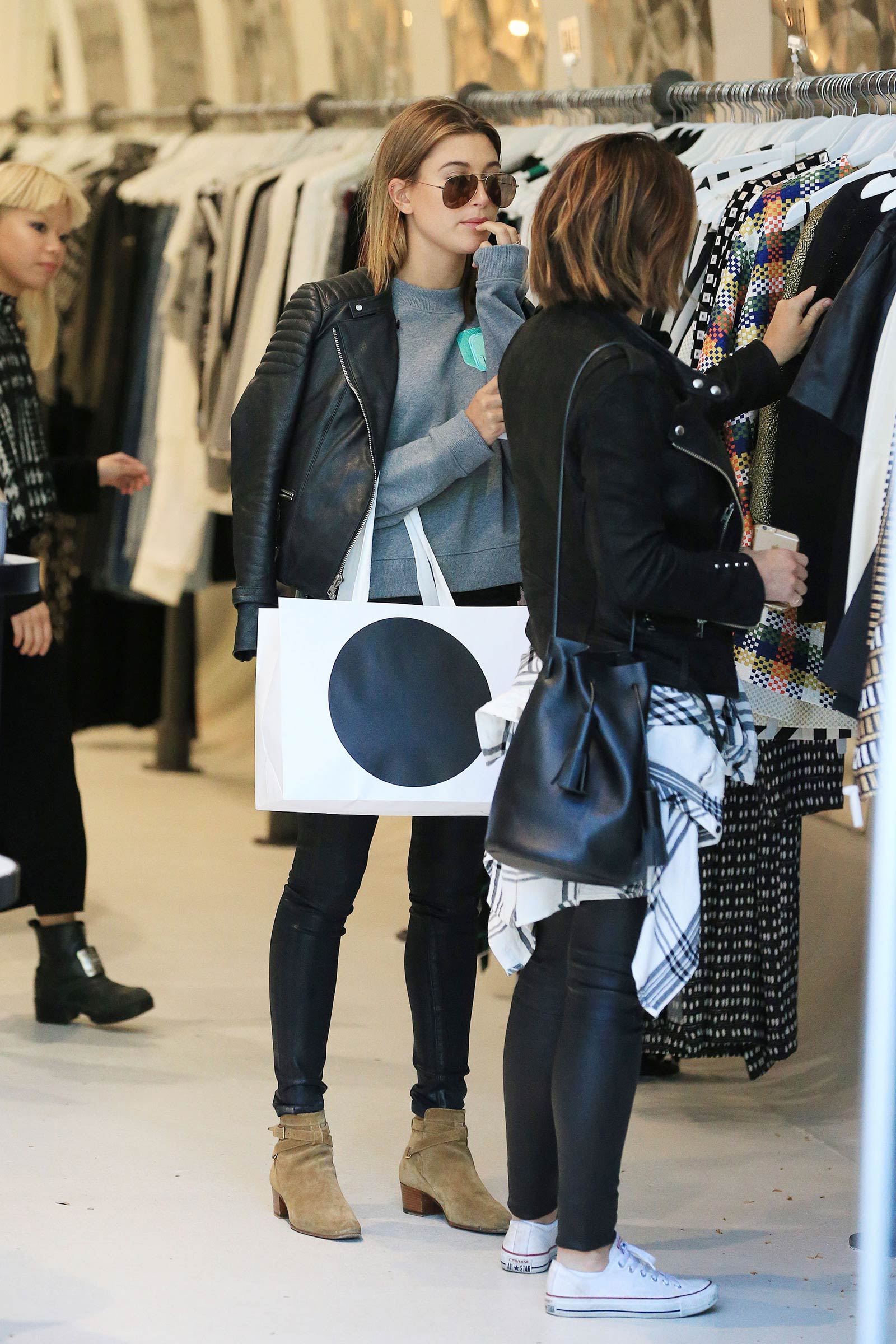 Hailey Baldwin Shopping in Sydney