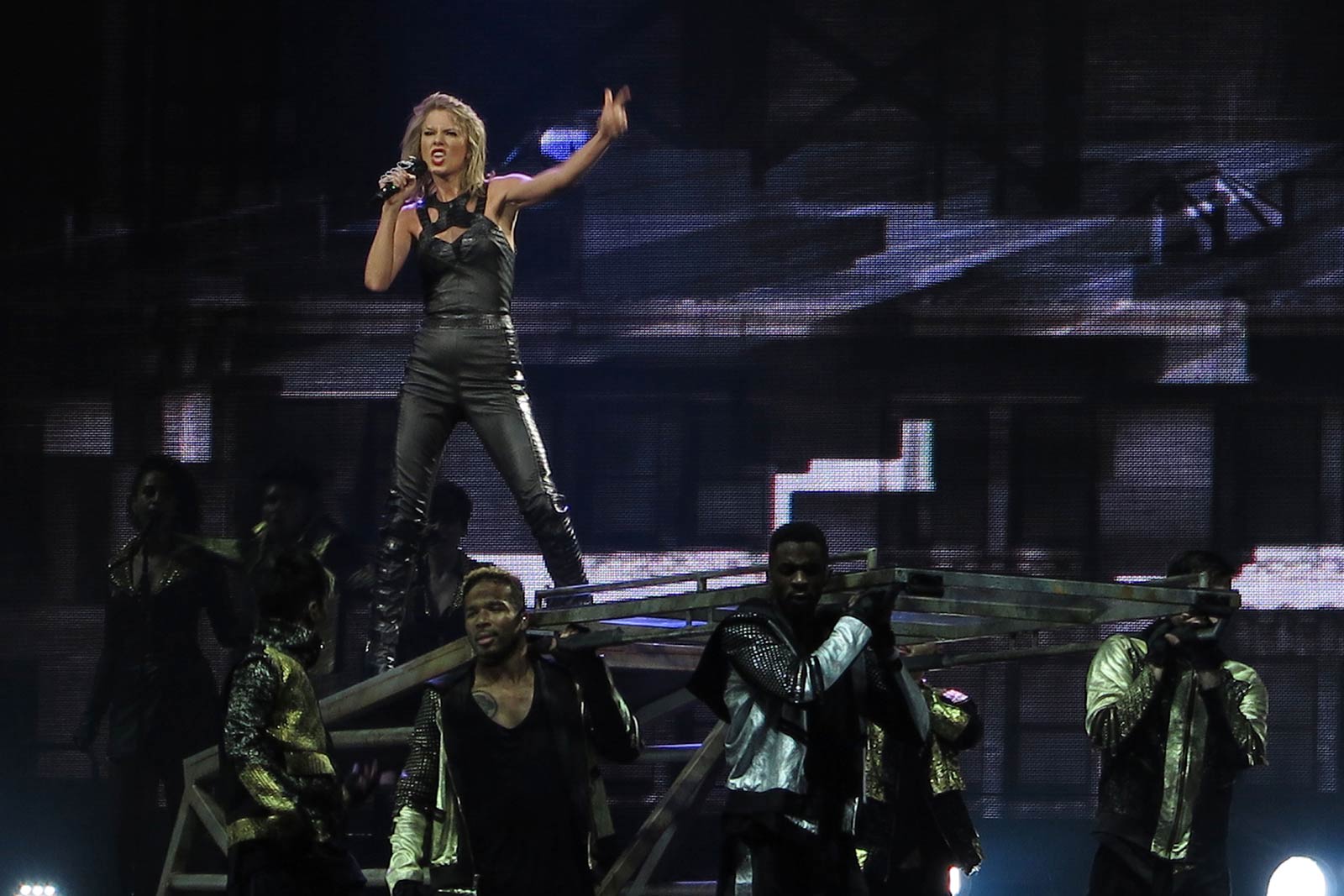 Taylor Swift performs at 1989 World Tour Concert