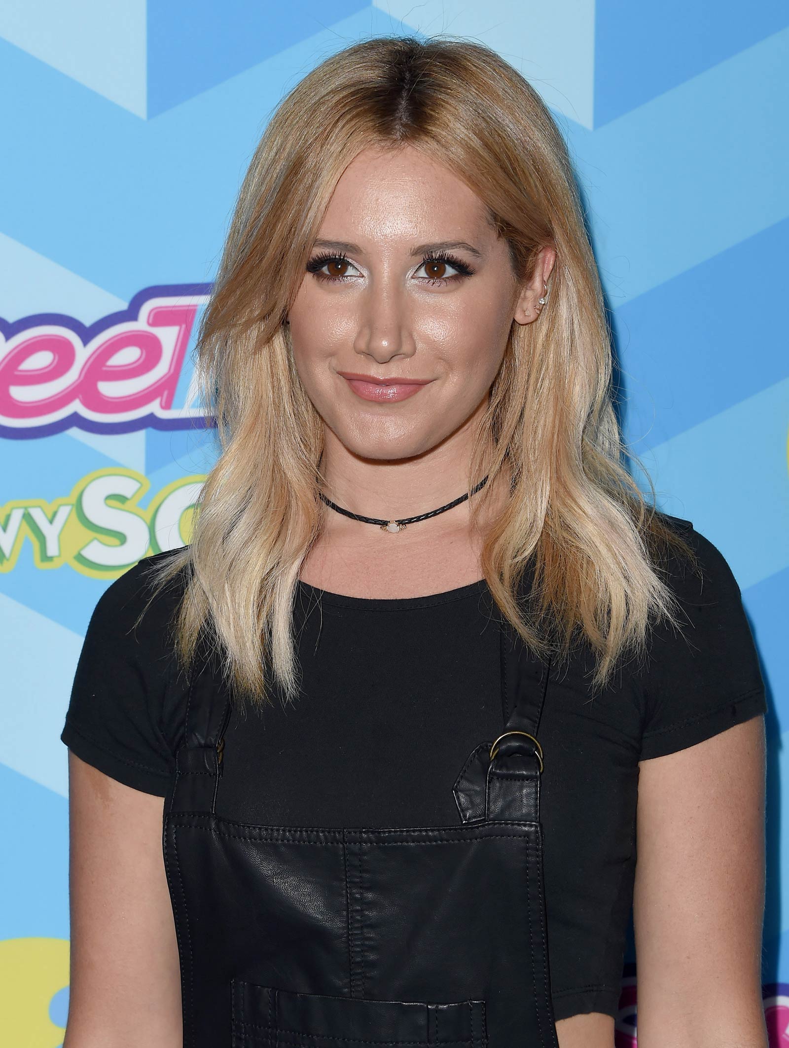 Ashley Tisdale attends Just Jared’s Summer Bash Pool Party