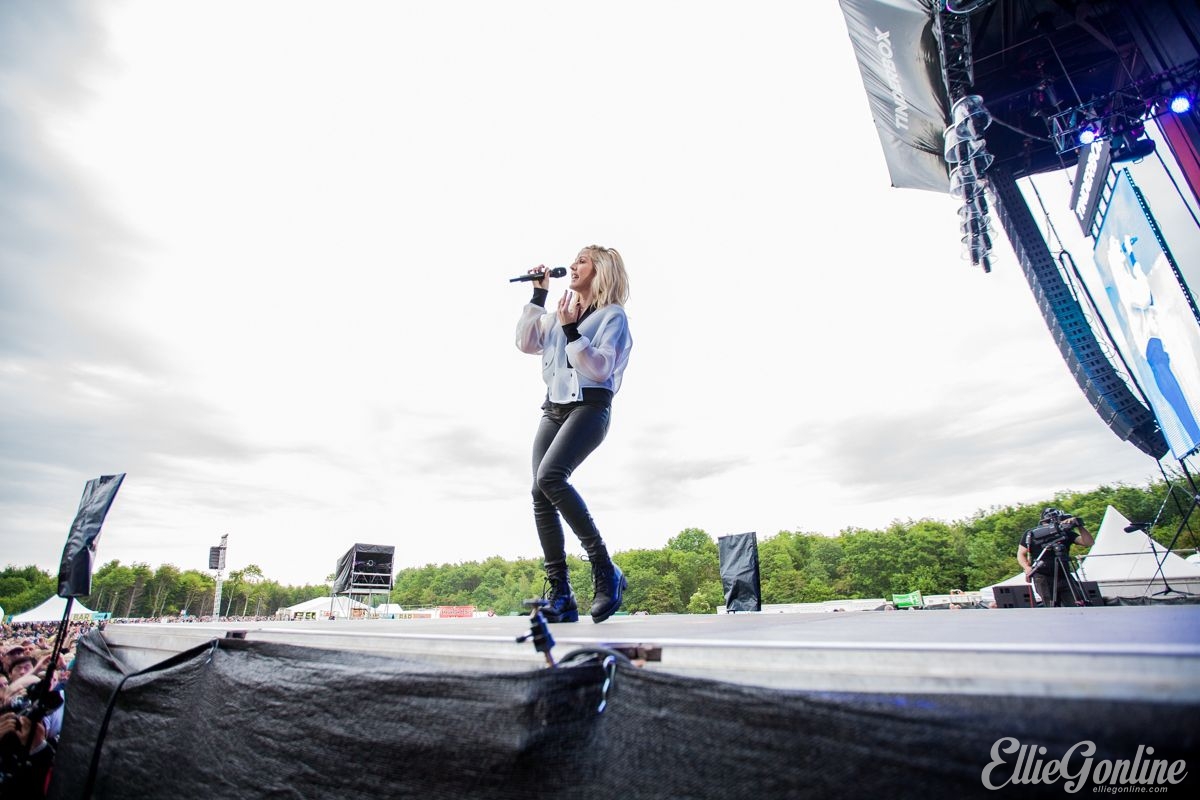 Ellie Goulding performs at Tinderbox Festival