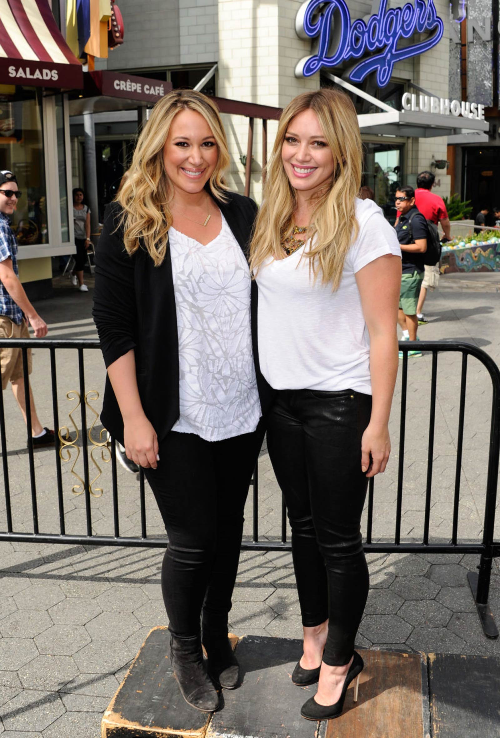 Hilary & Haylie Duff visit Extra at Universal Studios