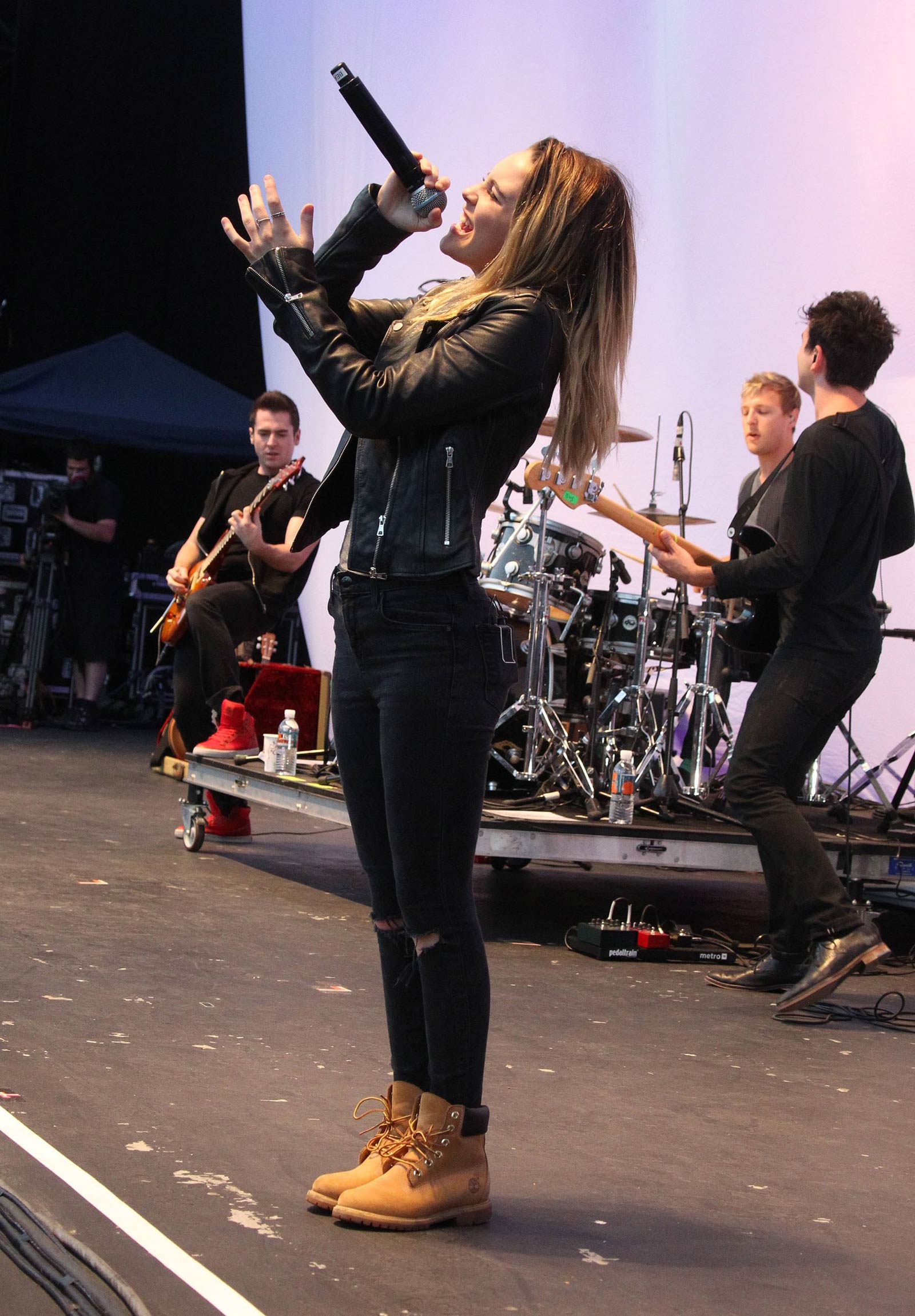 Beatrice Miller performs on Stage at Orange County Fair