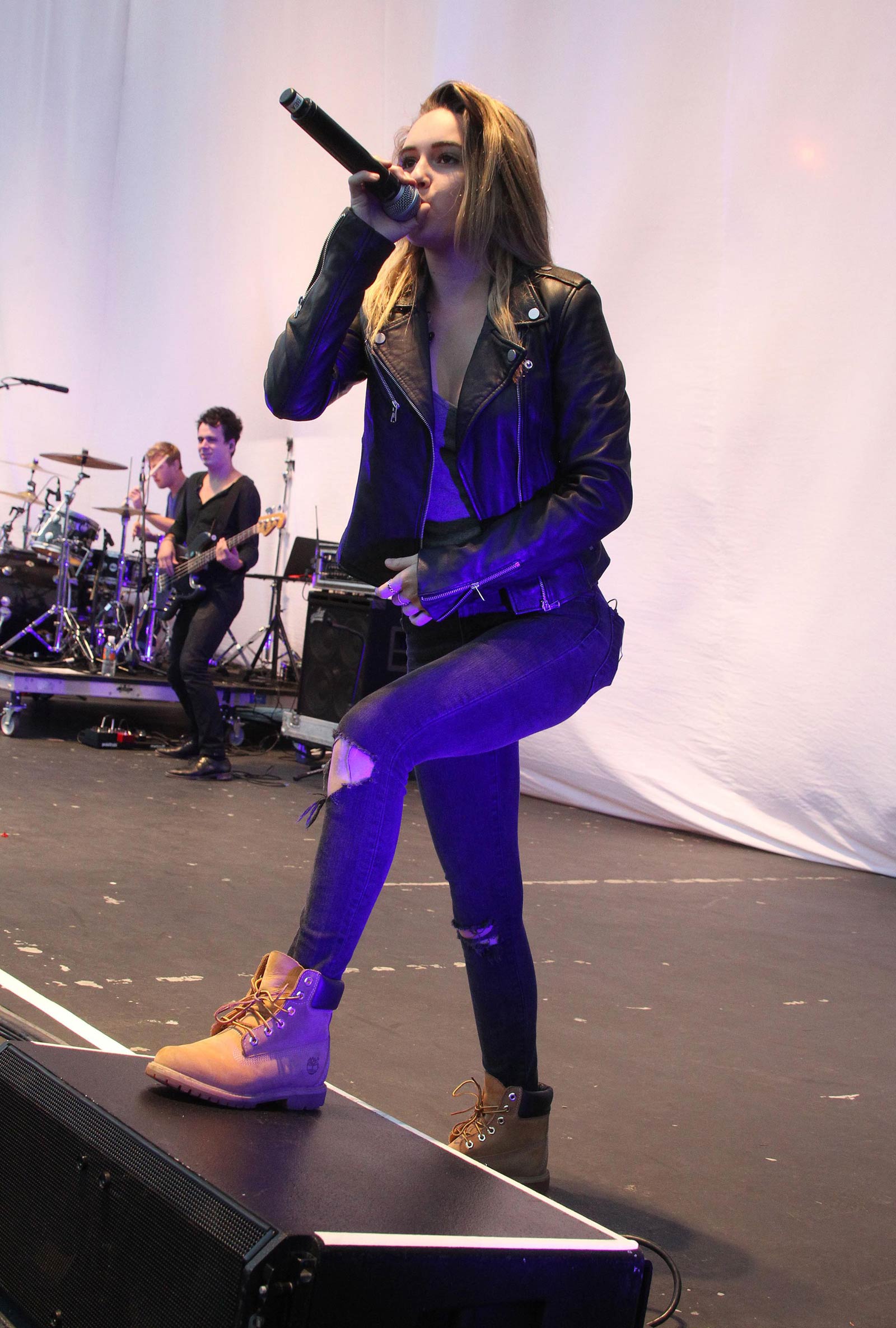 Beatrice Miller performs on Stage at Orange County Fair