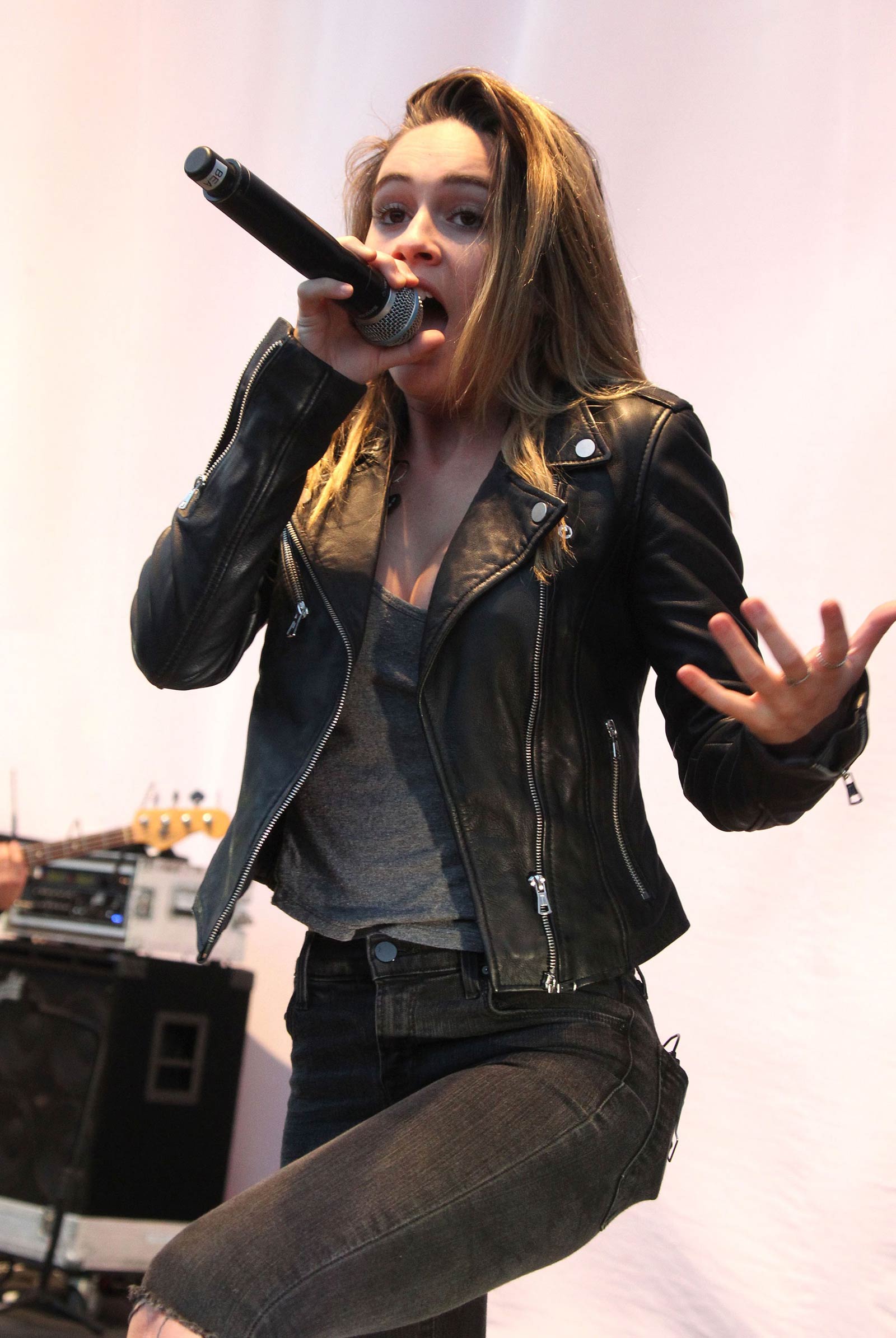 Beatrice Miller performs on Stage at Orange County Fair