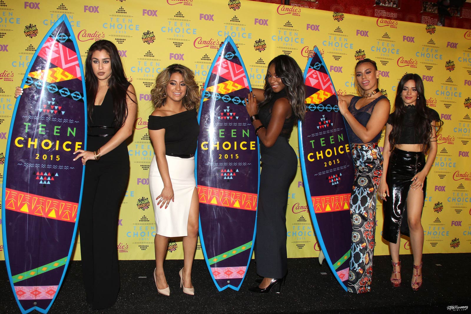 Camila Cabello attends 2015 Teen Choice Awards