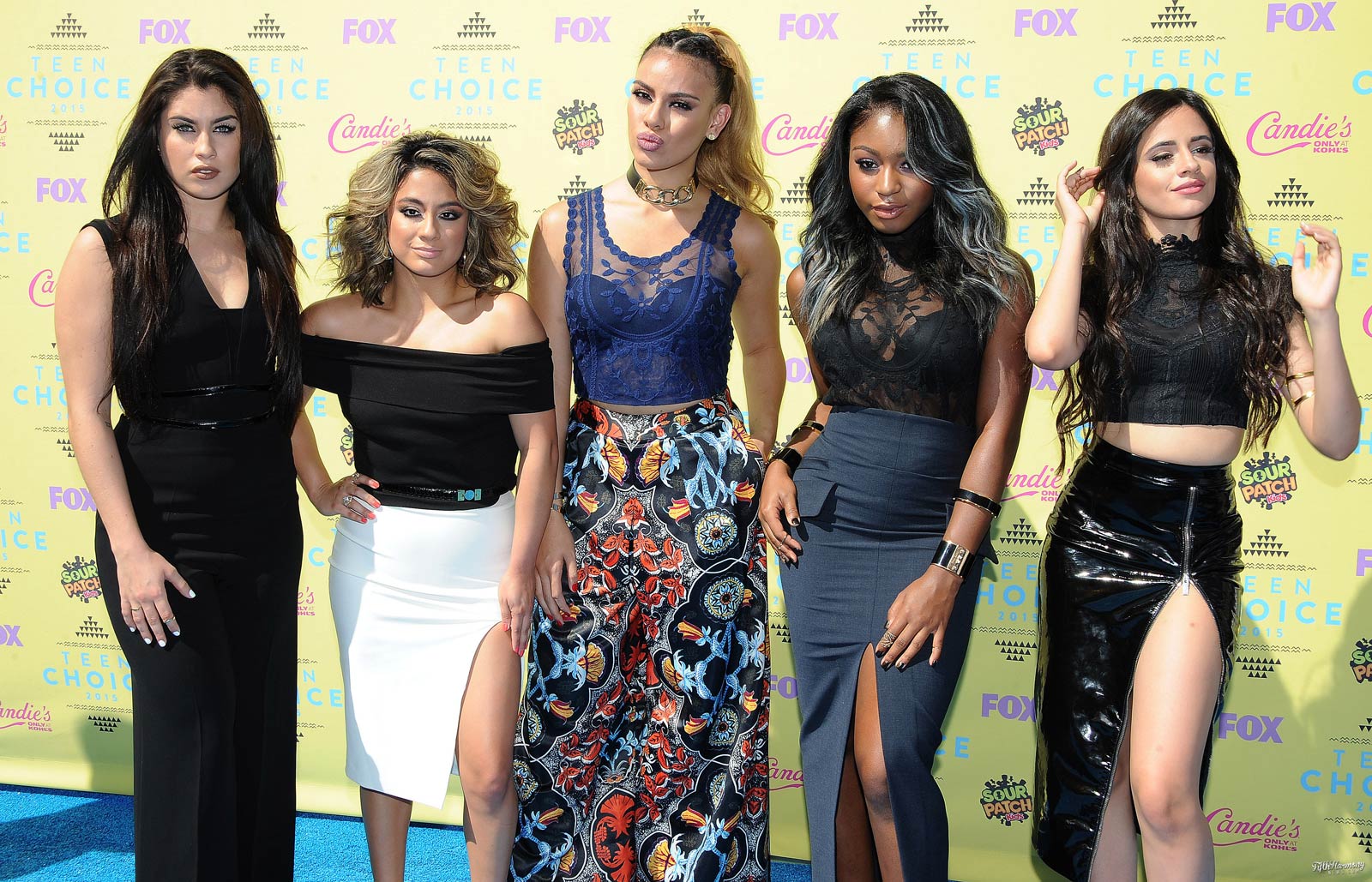 Camila Cabello attends 2015 Teen Choice Awards