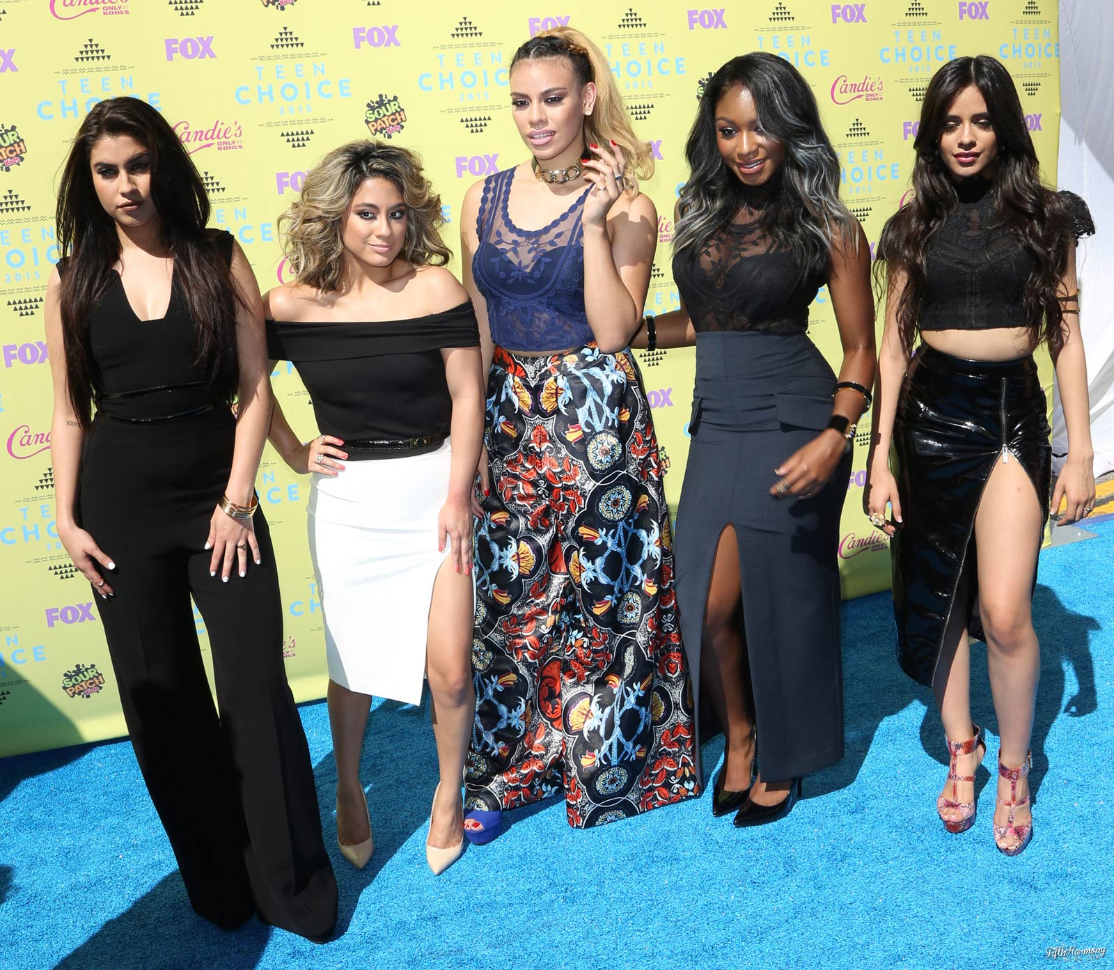 Camila Cabello attends 2015 Teen Choice Awards