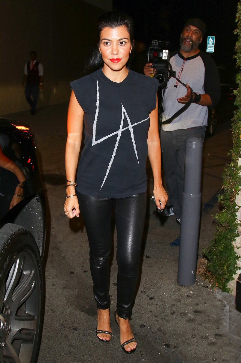 Kourtney Kardashian dinner at Casa Vega restaurant