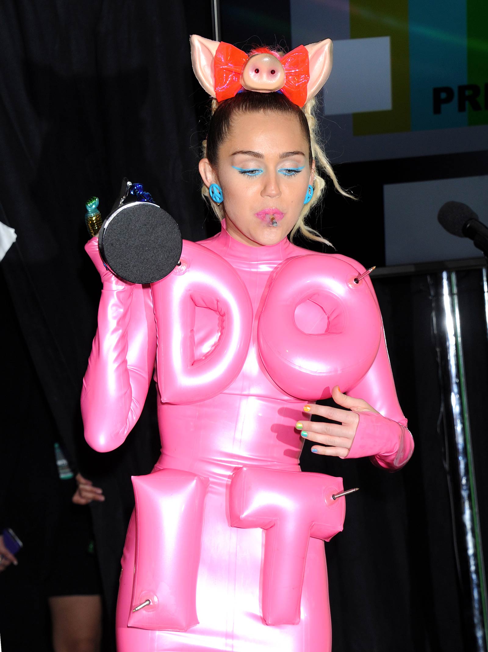 Miley Cyrus at the 2015 MTV Video Music Awards