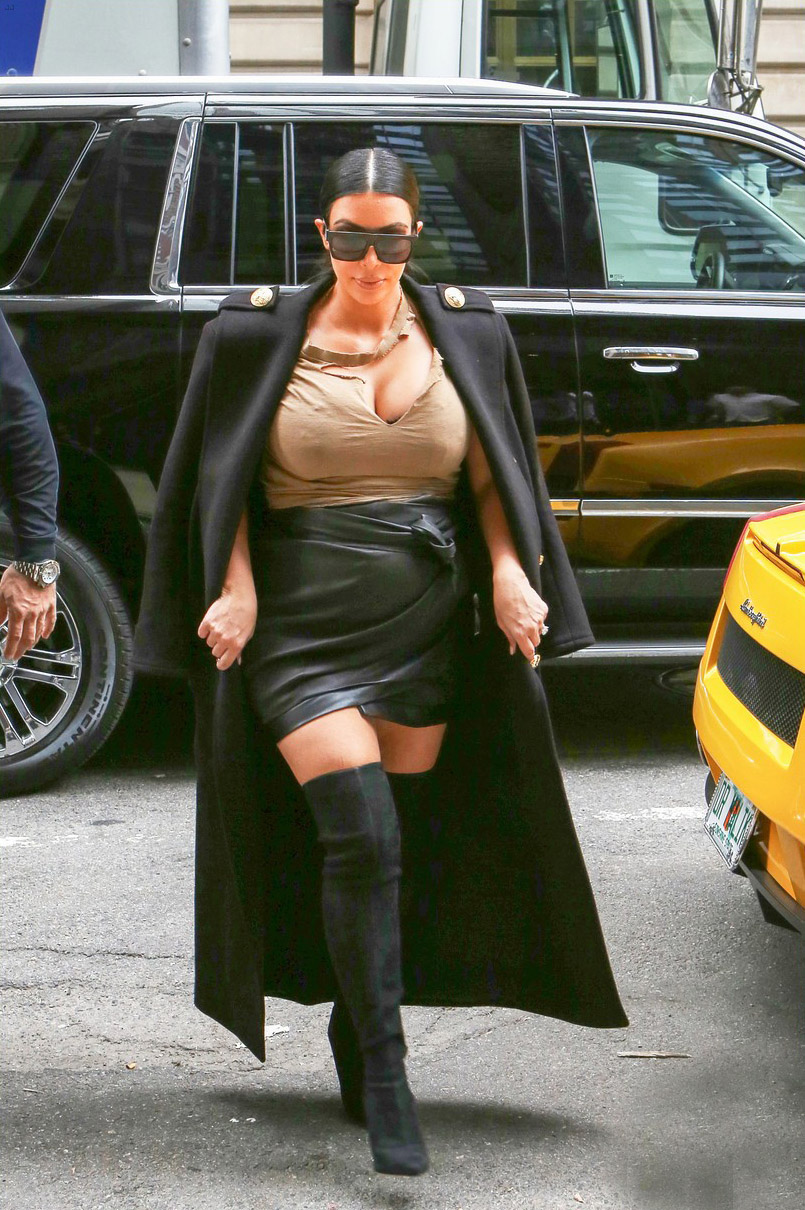Kim Kardashian arrives at an office Building in New York
