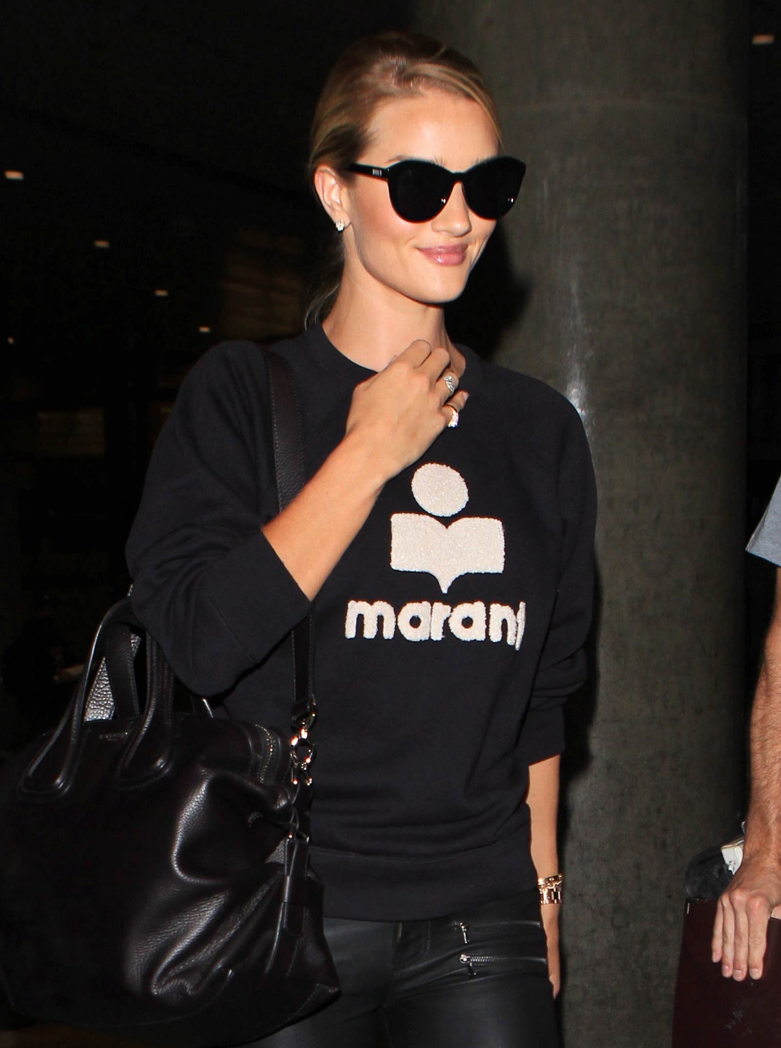 Rosie Huntington Whiteley arrives airport of Lax