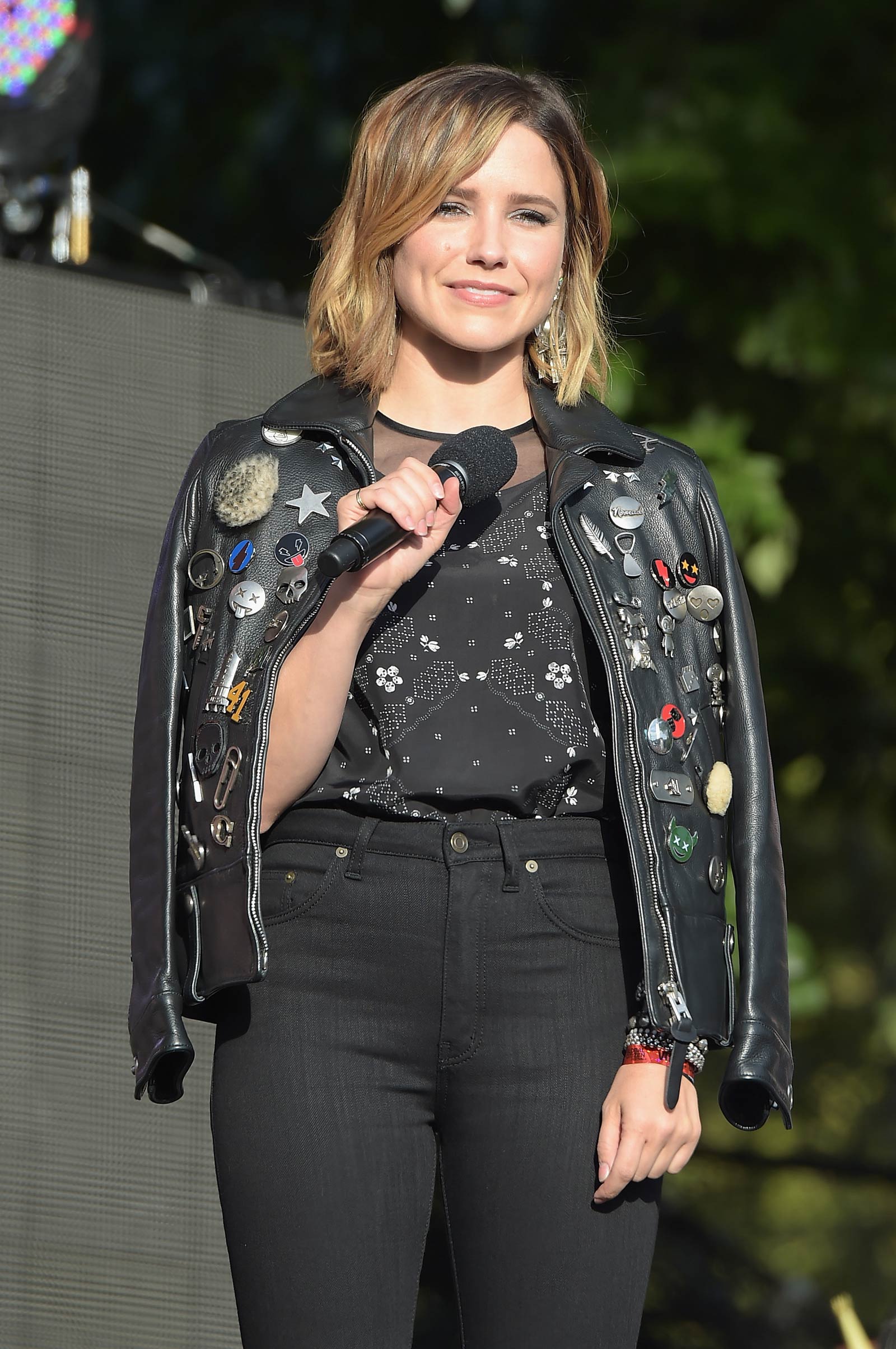 Sophia Bush & Olivia Wilde attend 2015 Global Citizen Festival to end extreme poverty by 2030