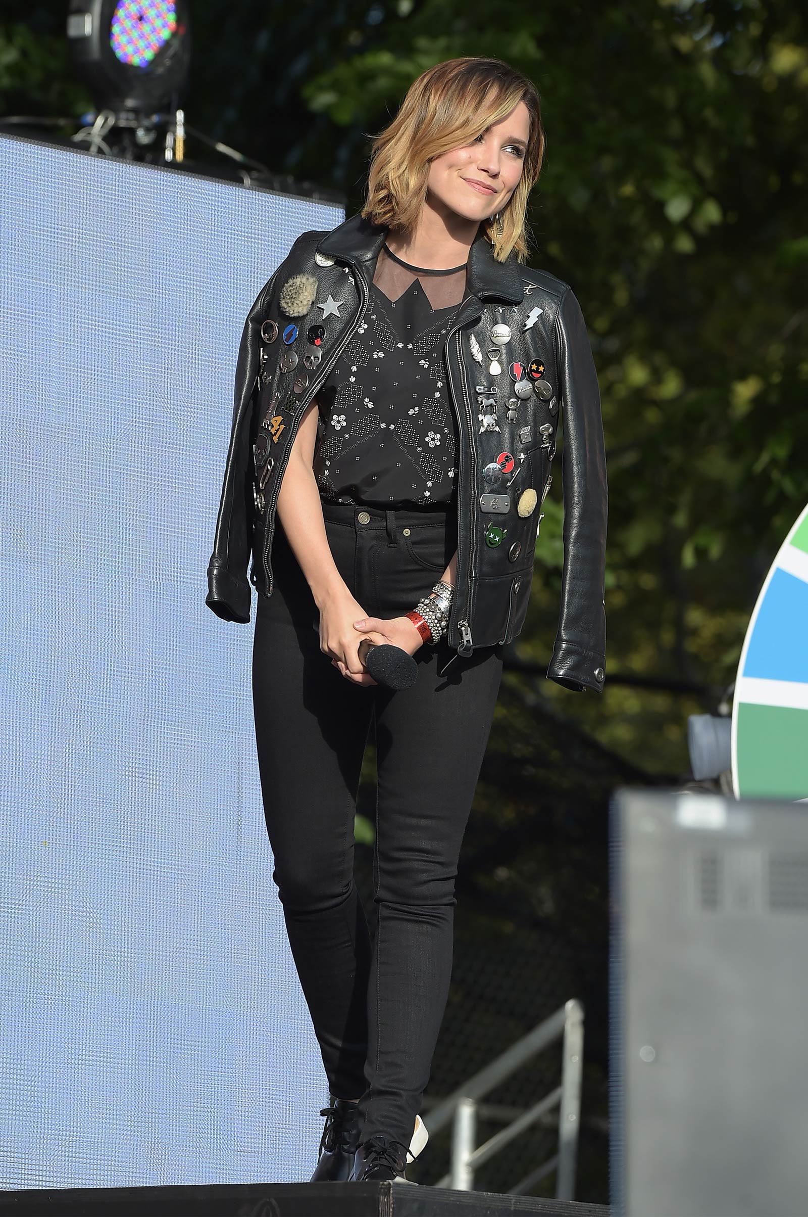 Sophia Bush & Olivia Wilde attend 2015 Global Citizen Festival to end extreme poverty by 2030