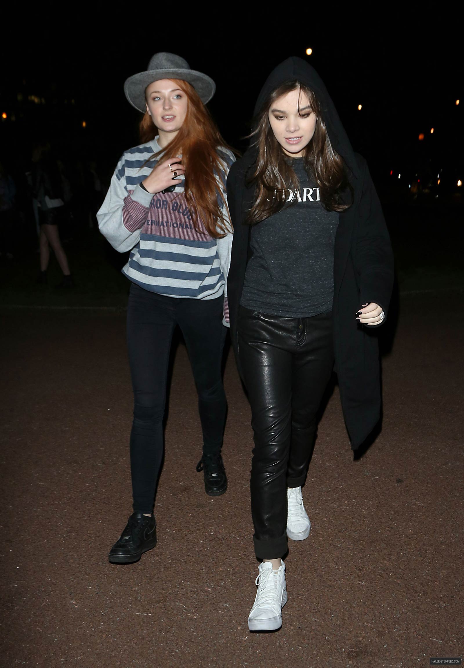 Hailee Steinfeld at a fan meet up in Hyde Park