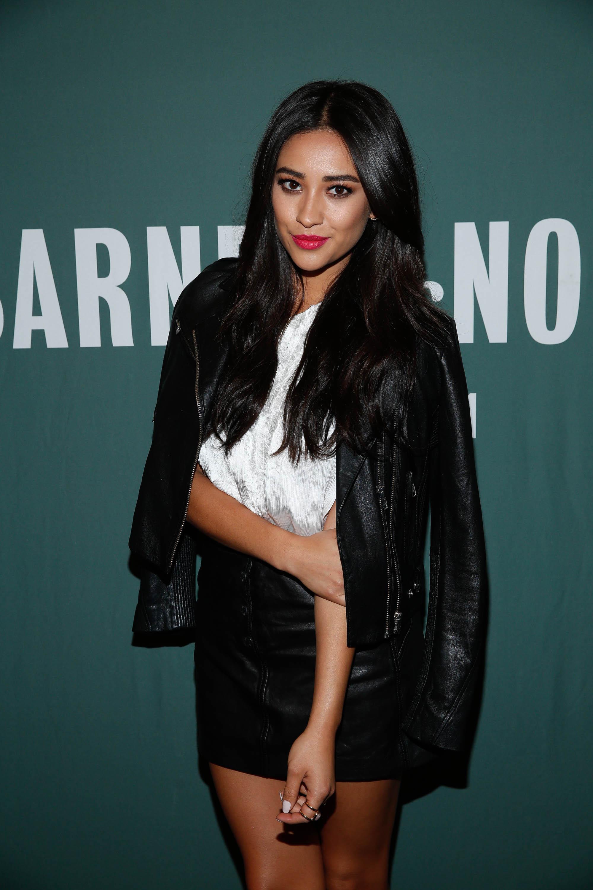 Shay Mitchell promotes her new book Bliss