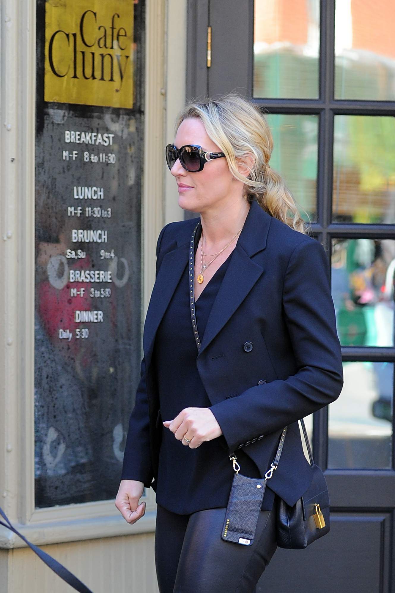 Kate Winslet gets lunch at Cafe Cluny