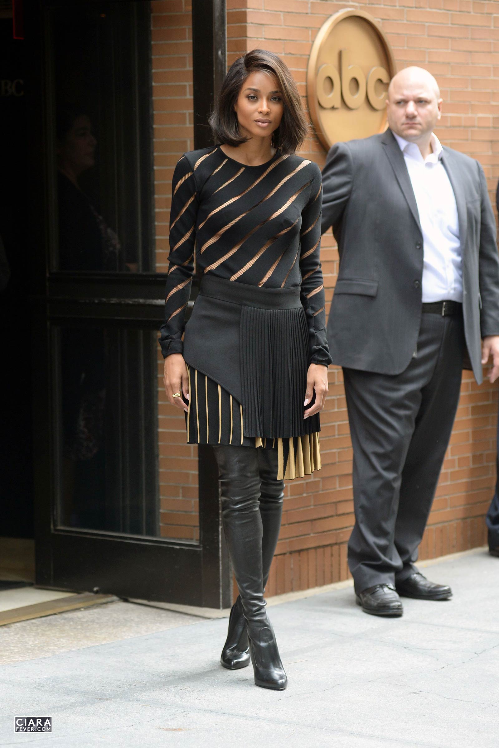 Ciara arriving at the ABC Studios