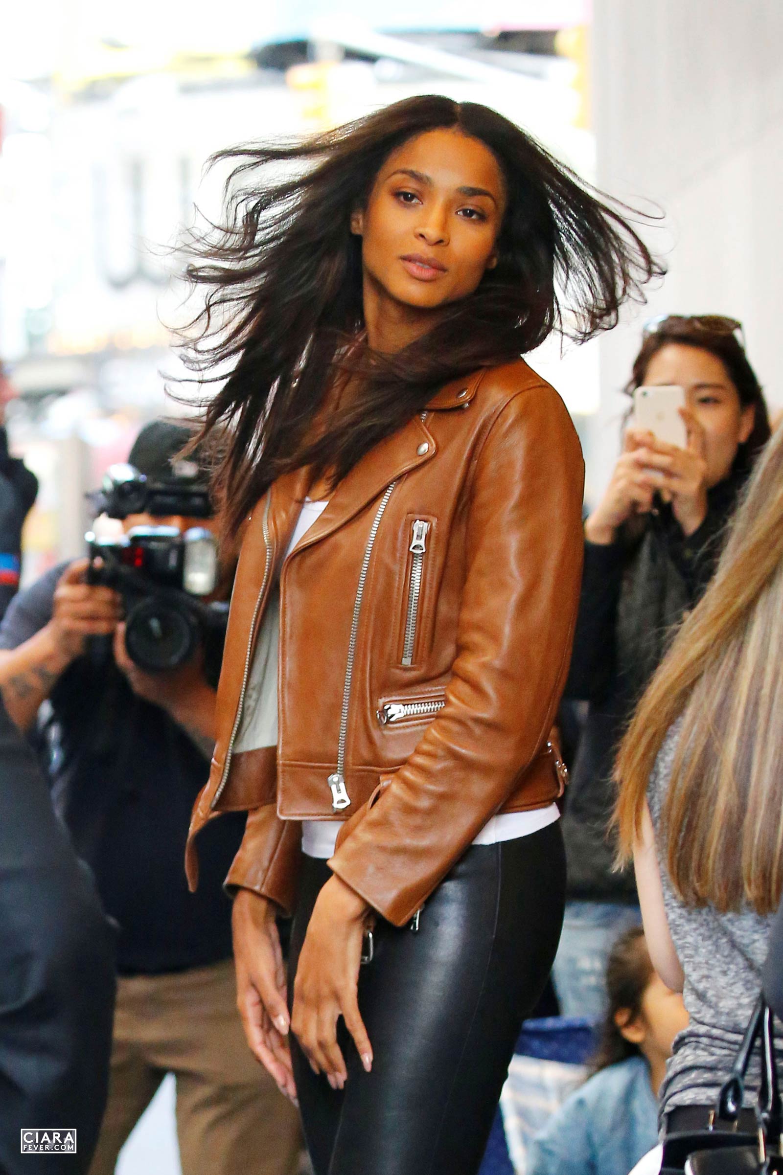 Ciara leaving MTV studios