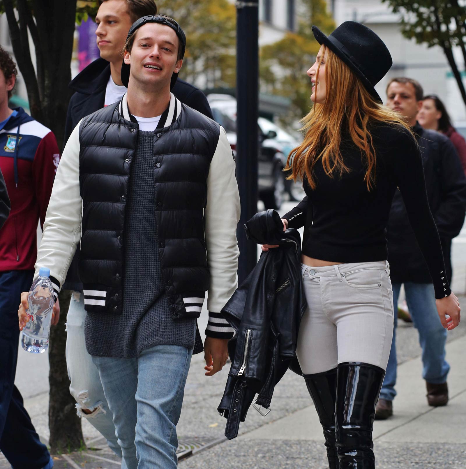 Bella Thorne out in Vancouver