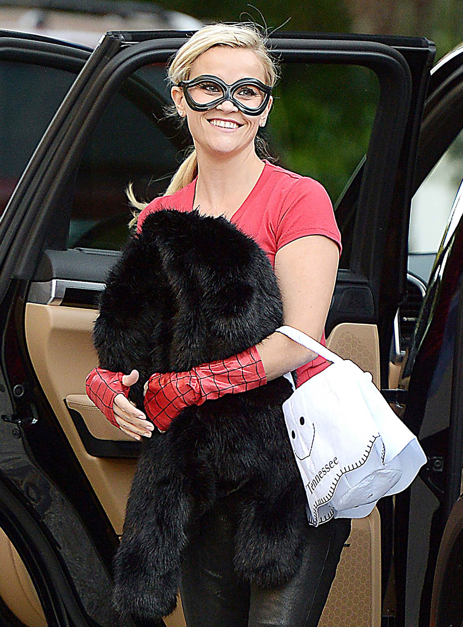 Reese Witherspoon arrives at Halloween Party