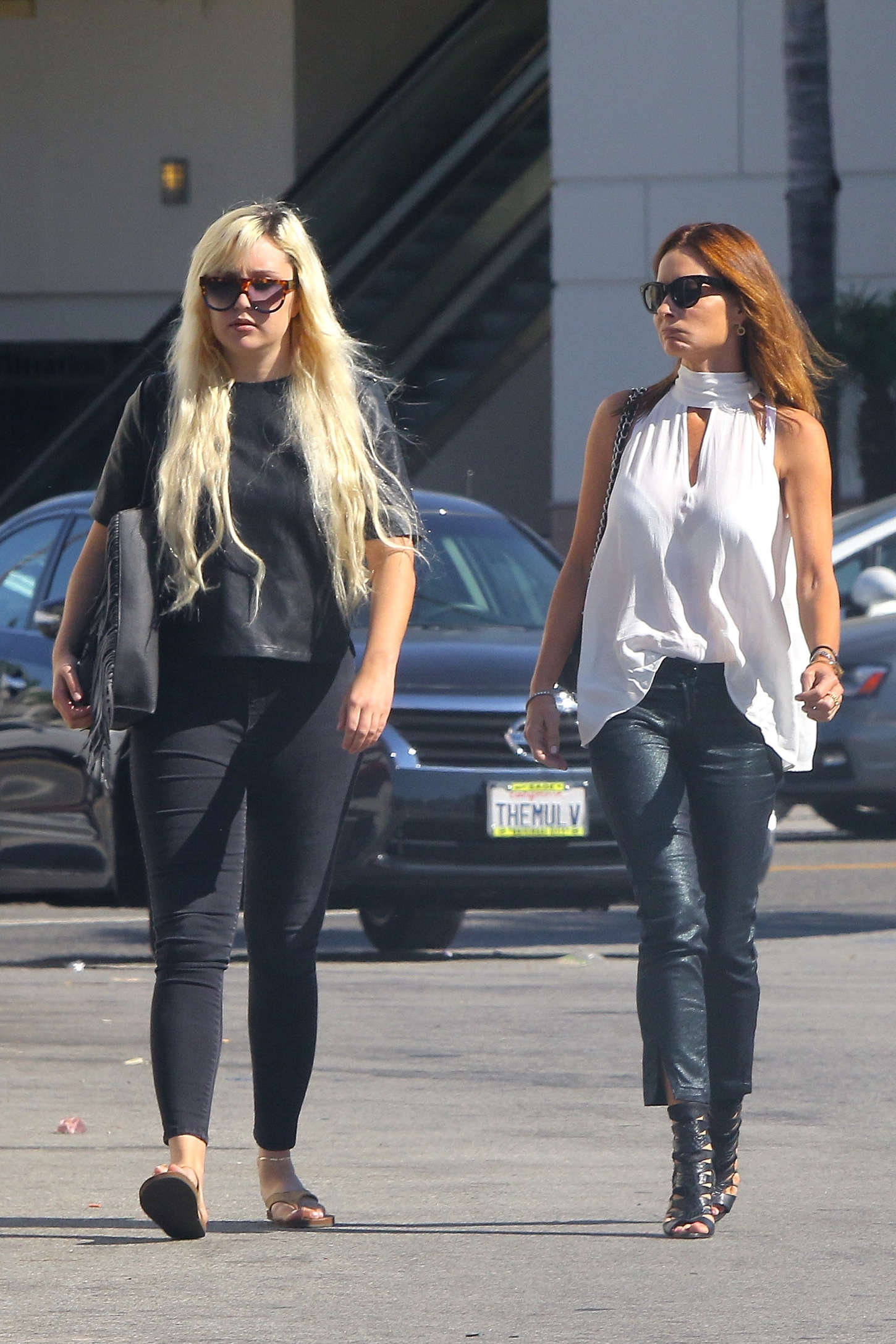 Amanda Bynes out in LA