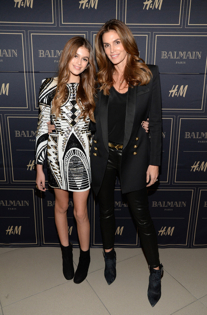 Cindy Crawford attends the Balmain x H&M LA VIP Pre-Launch