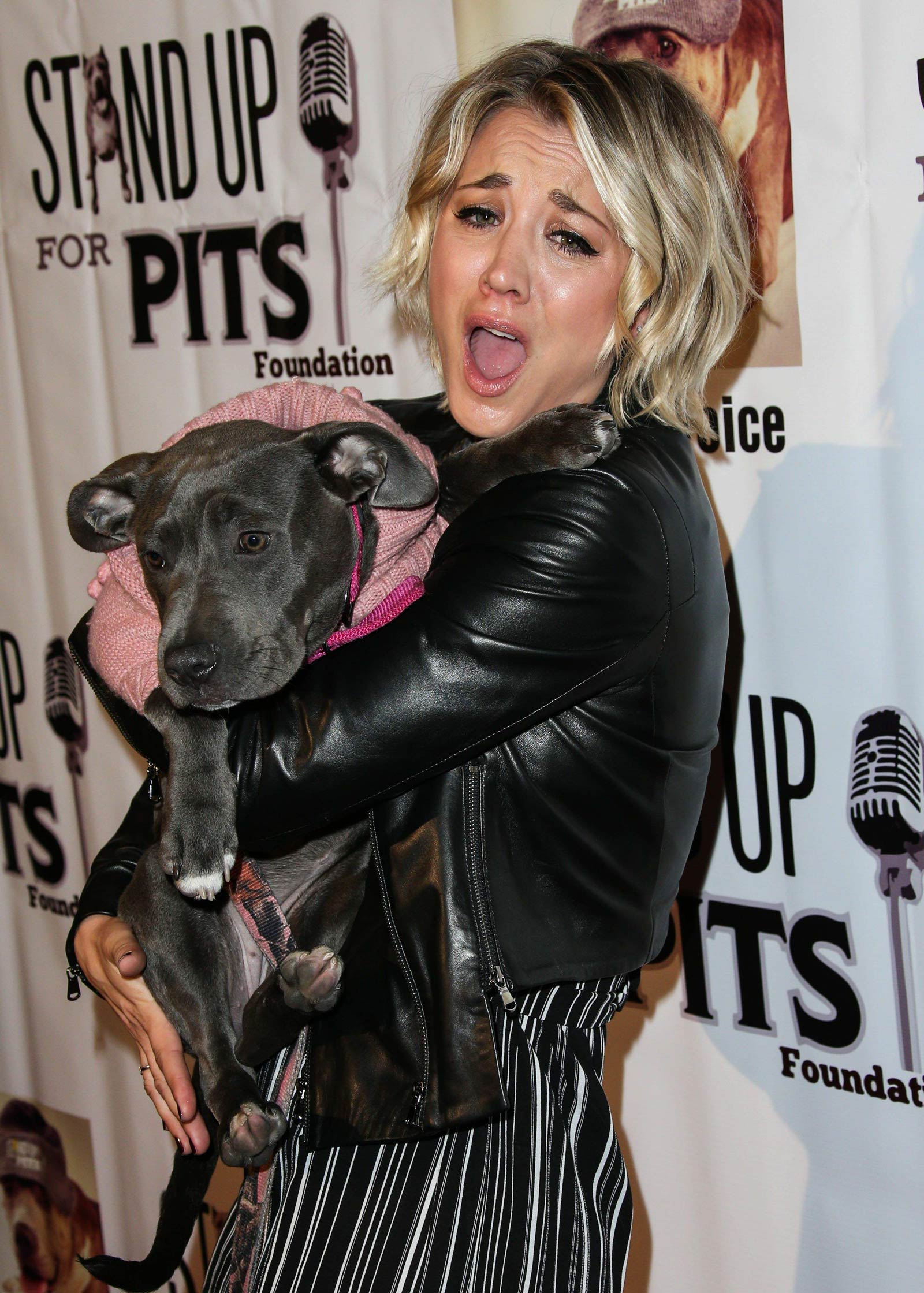 Kaley Cuoco stand Up For Pits Comedy Benefit