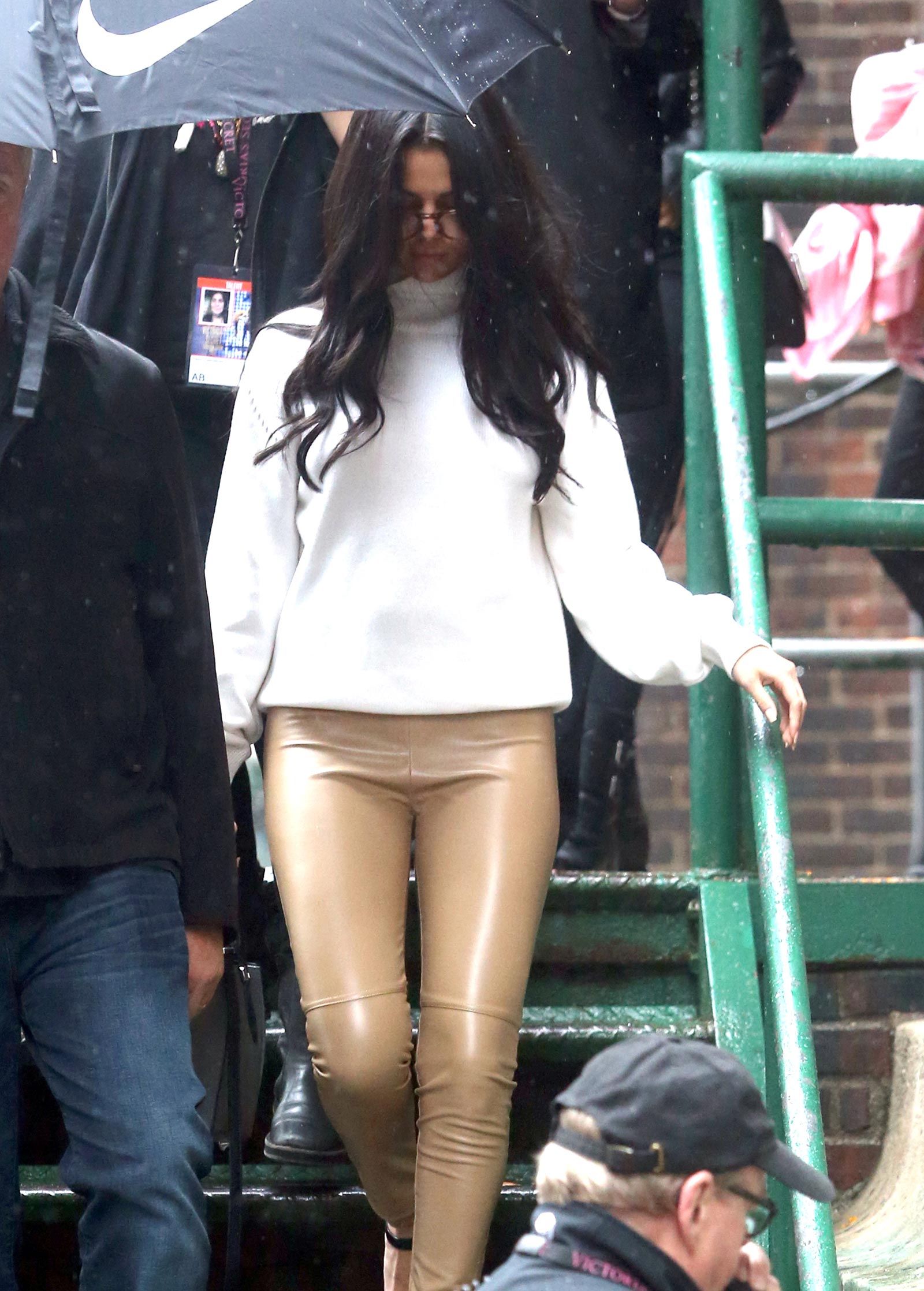 Selena Gomez Leaving The Victoria’s Secret Show Rehearsals