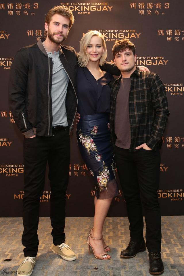 Jennifer Lawrence attends Mockingjay Part 2 press event