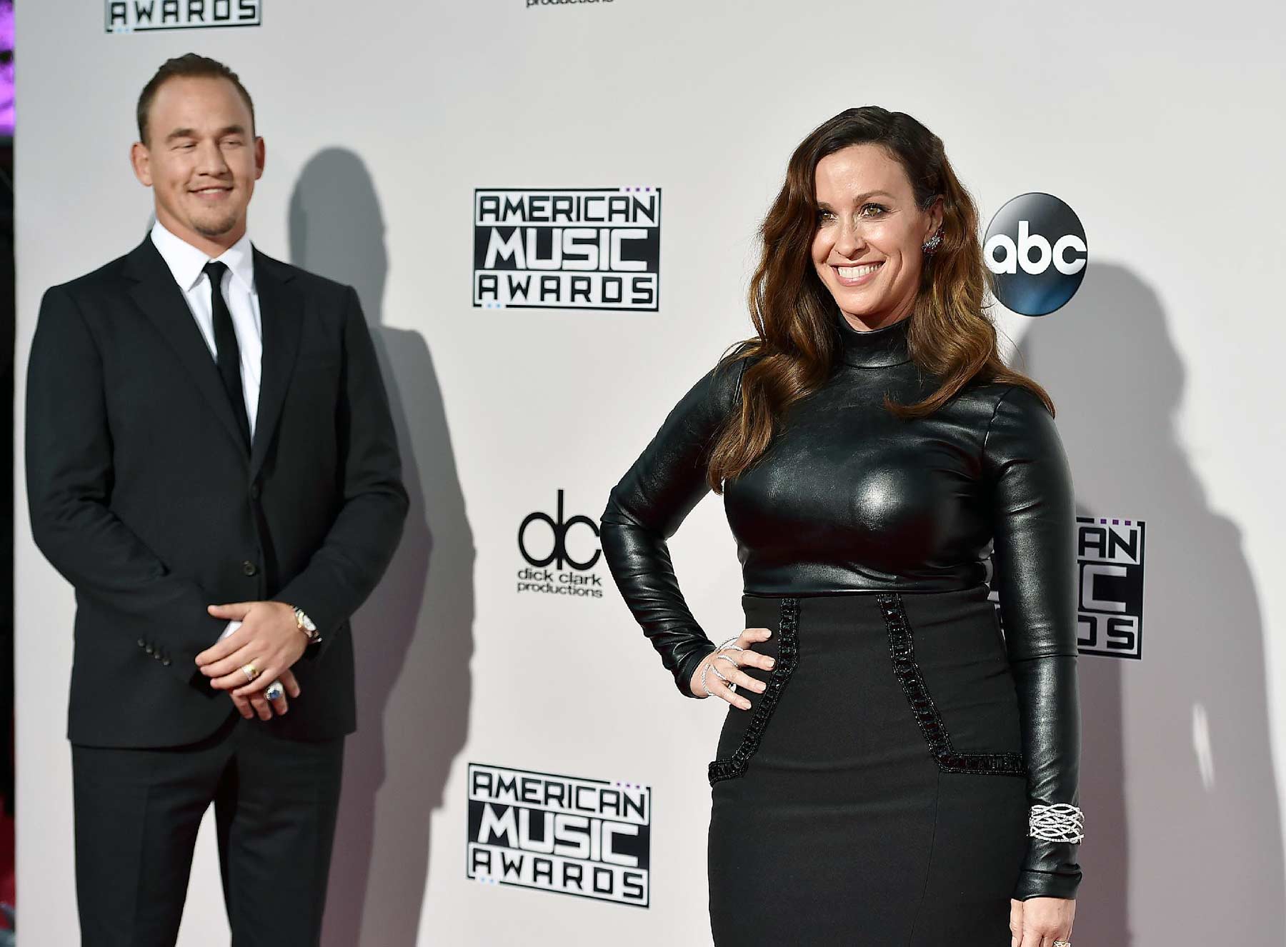 Alanis Morissette attends 2015 American Music Awards