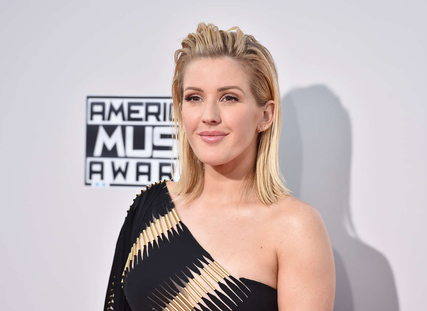 Ellie Goulding attends 2015 American Music Awards