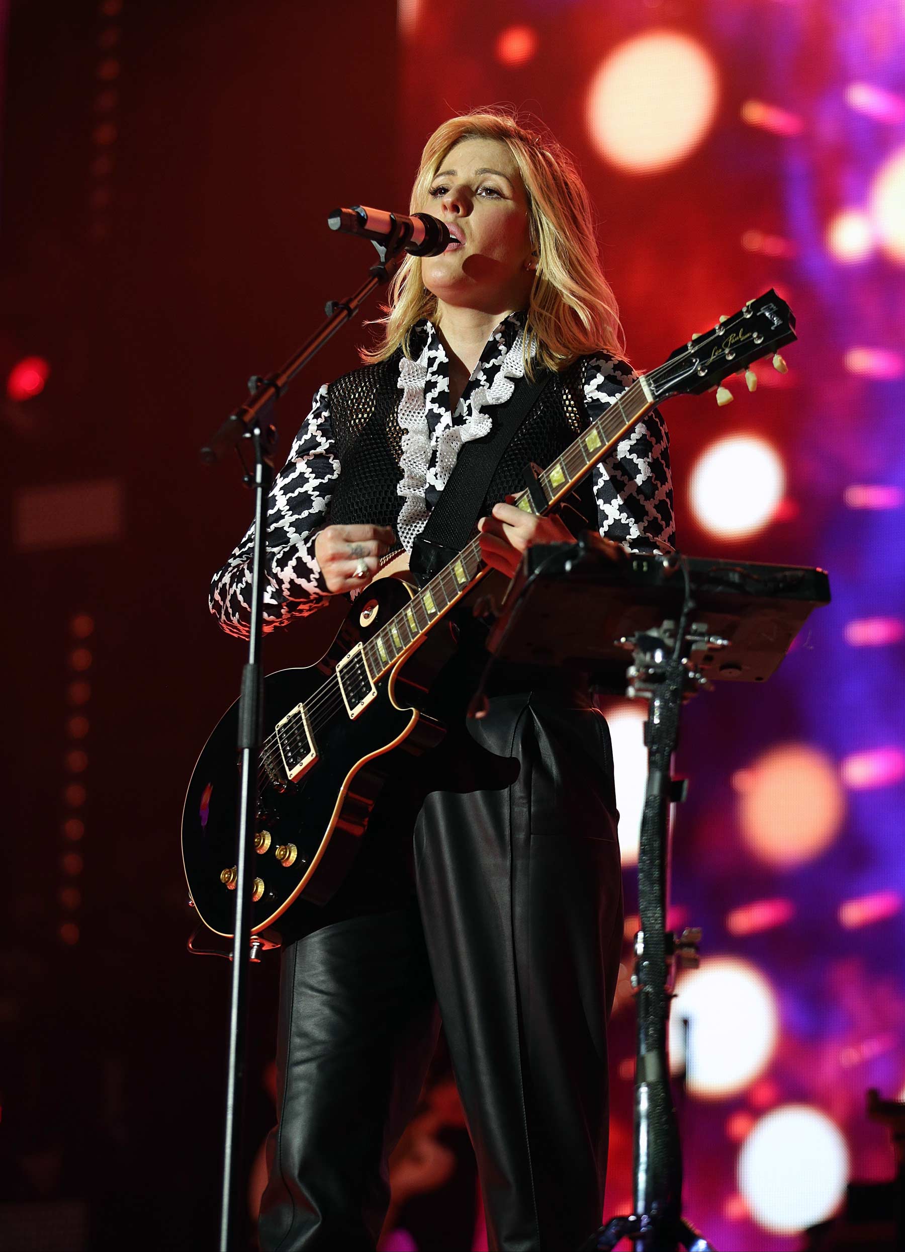 Ellie Goulding performs at Jingle Bell Ball 2015