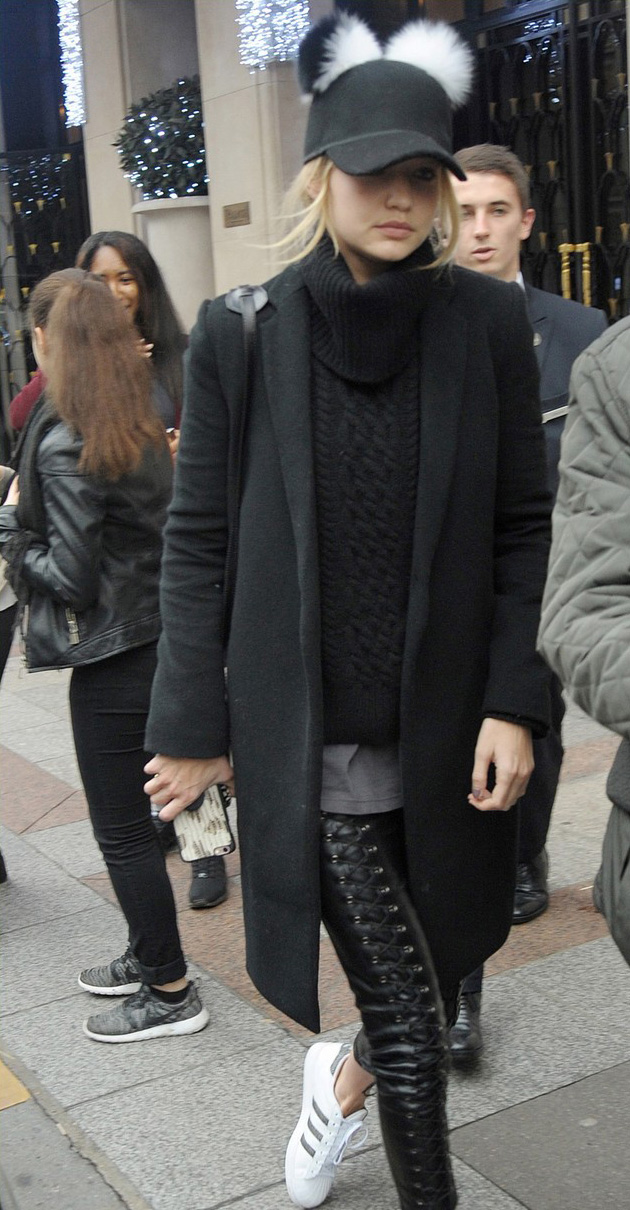 Gigi Hadid leaves her hotel in Paris