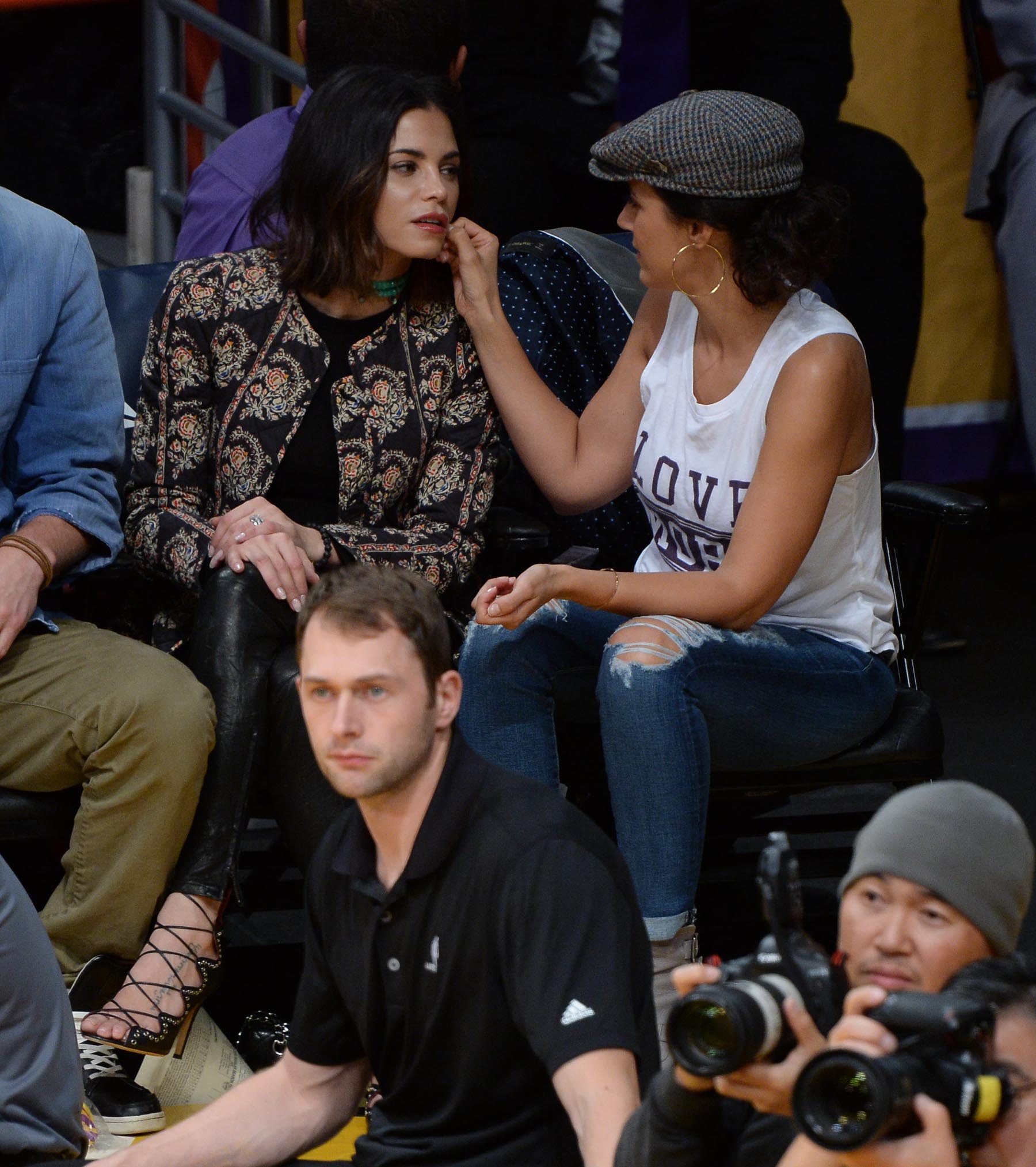 Jenna Dewan at the Staples Center to watch the Lakers