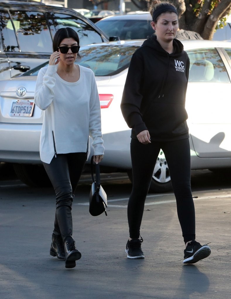 Kourtney Kardashian stops by Toys R Us