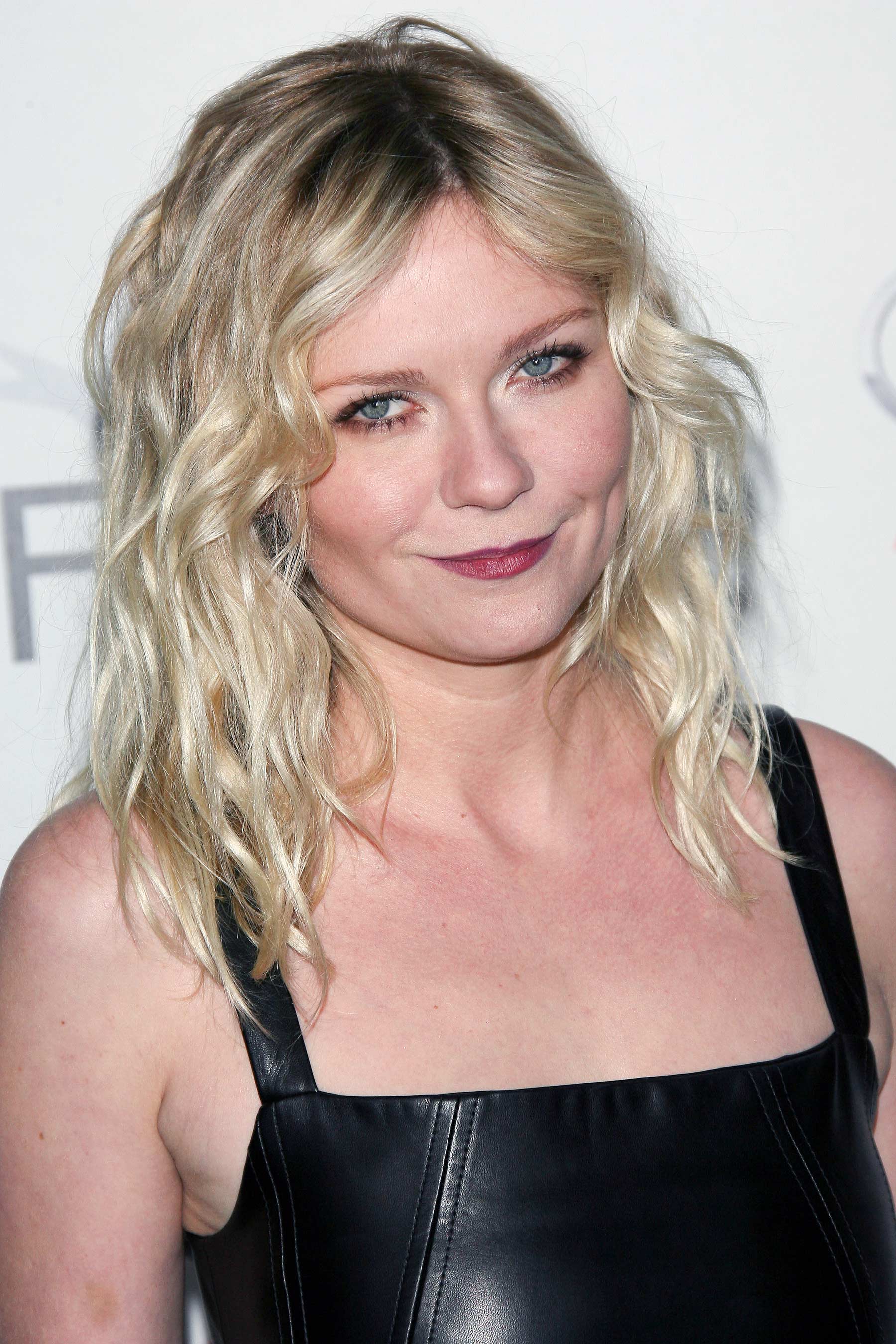 Kirsten Dunst attends AFI FEST 2011