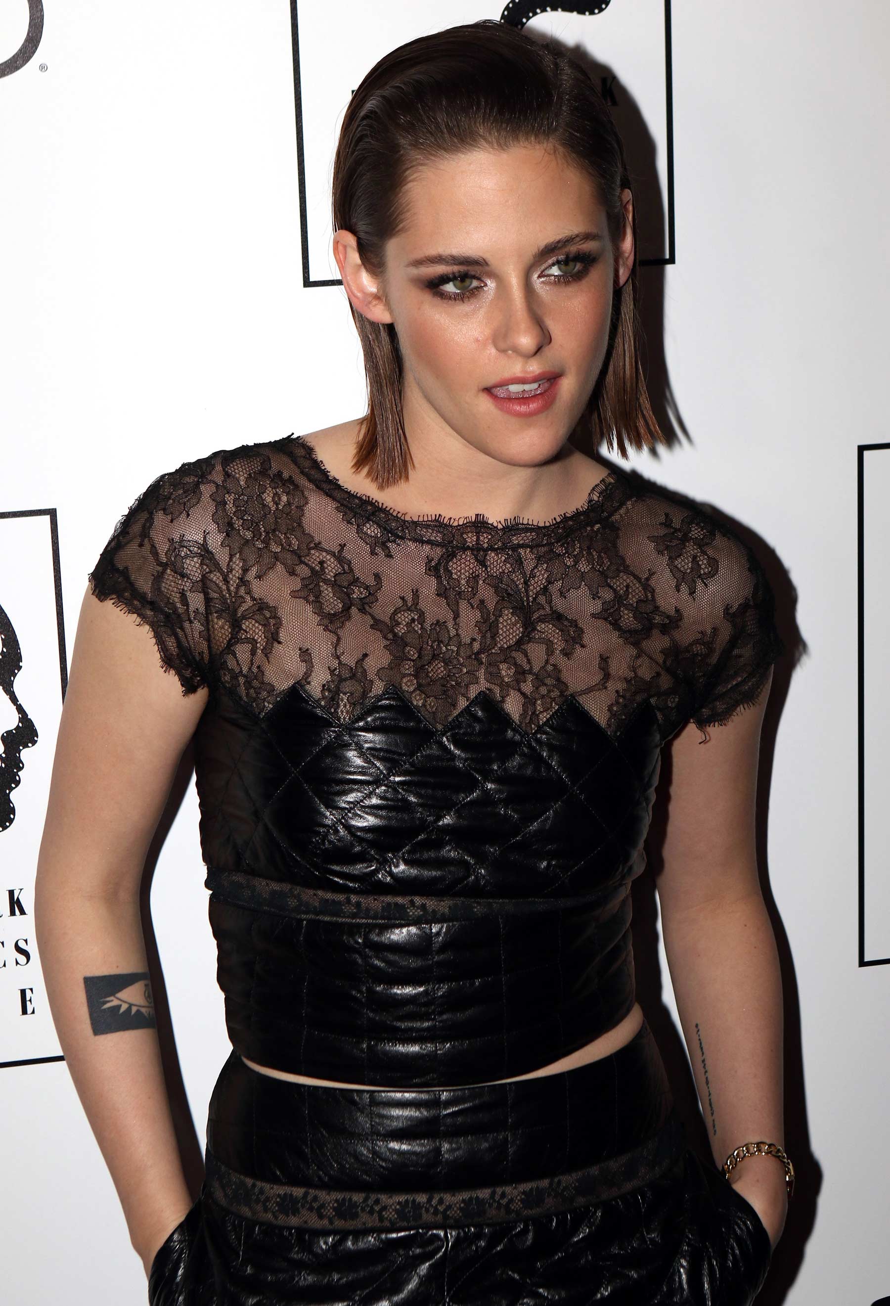 Kristen Stewart attends 2015 New York Film Critics Circle Awards