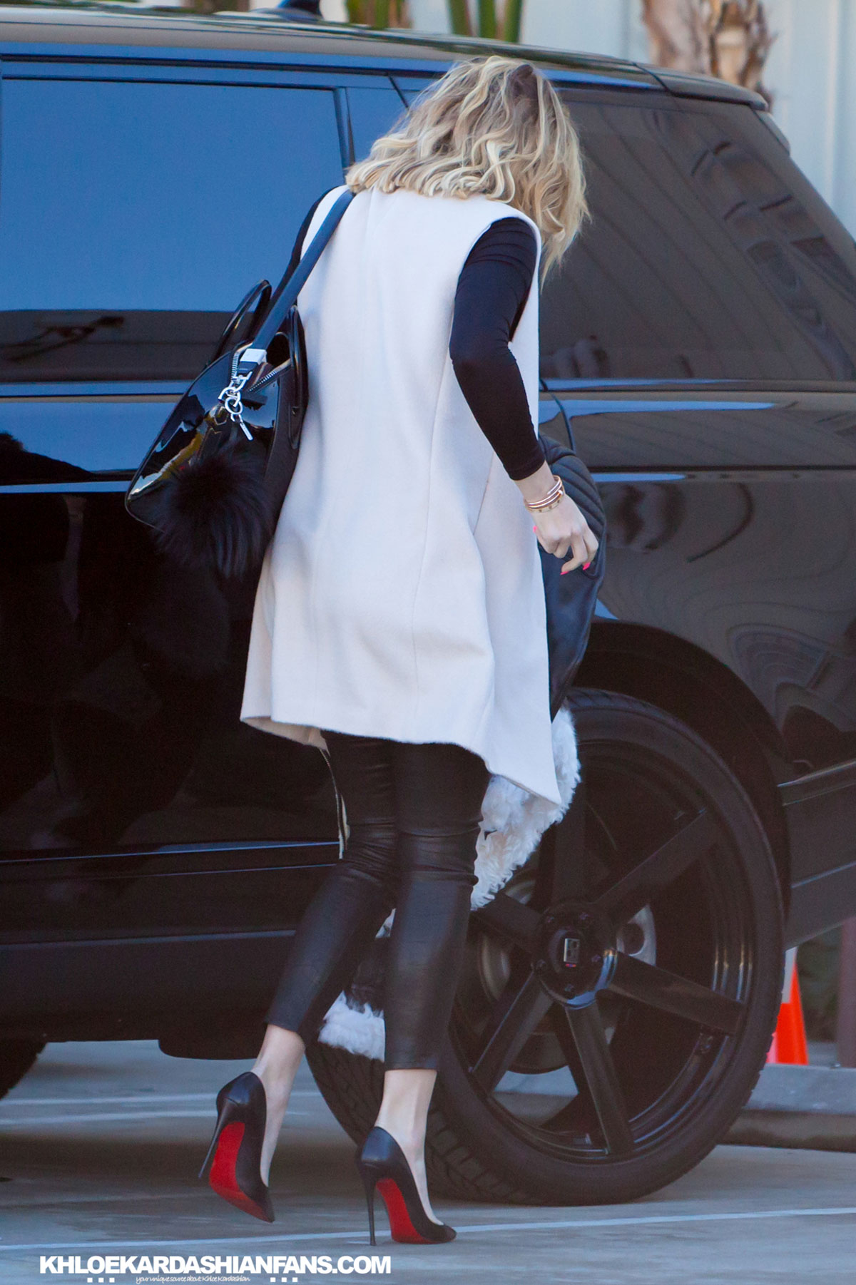 Khloe Kardashian heads out of ShowBiz Studios