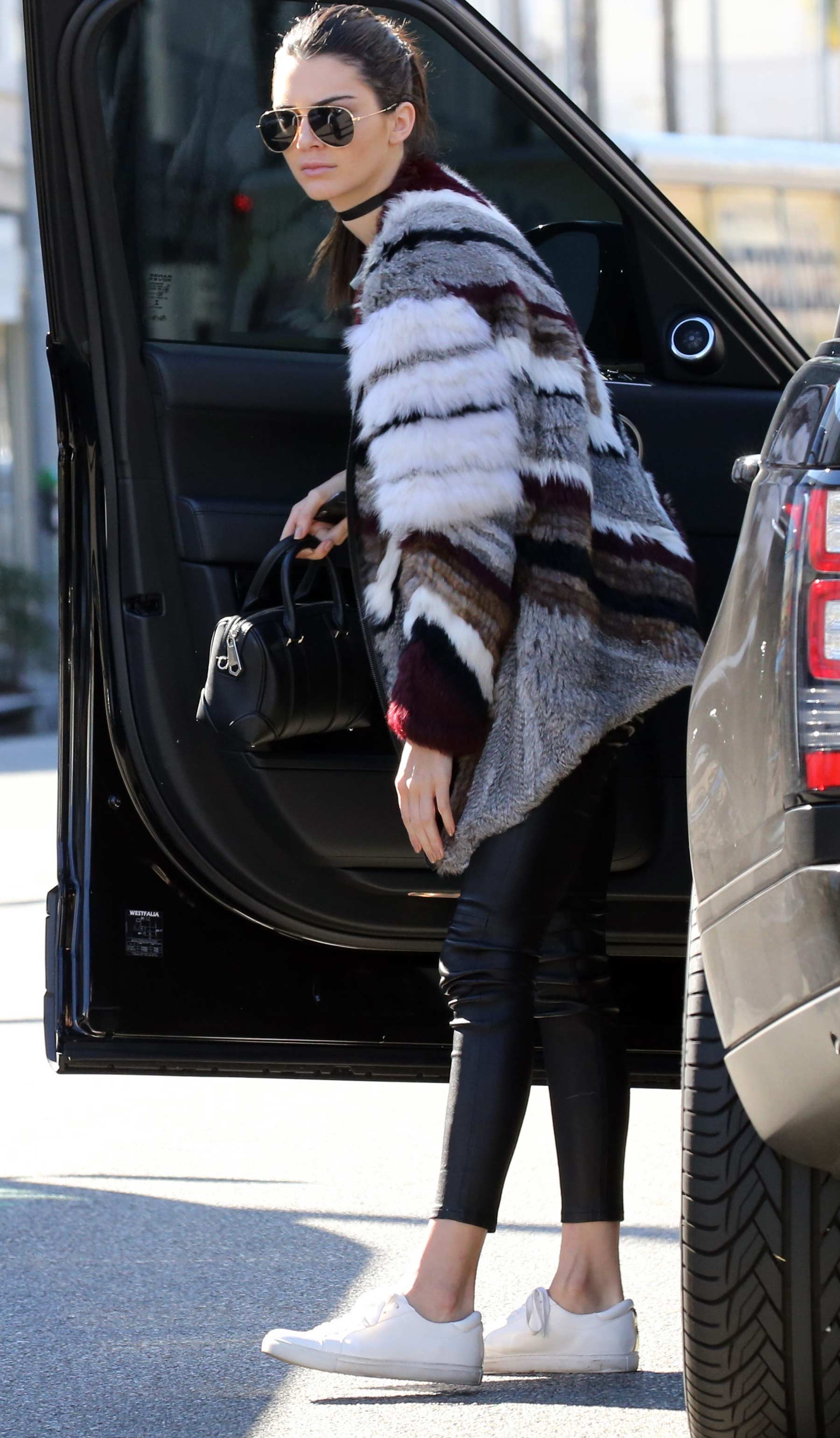 Kendall Jenner heading to lunch in Beverly Hills