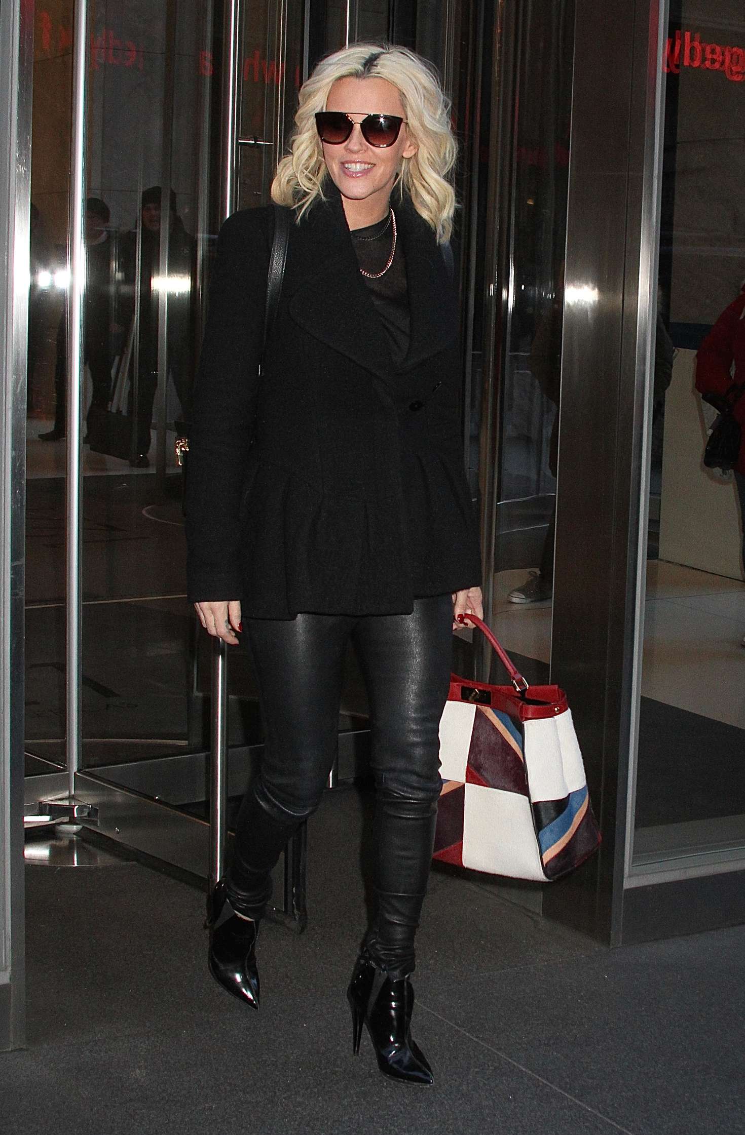 Jenny McCarthy leaving SiriusXM Studios